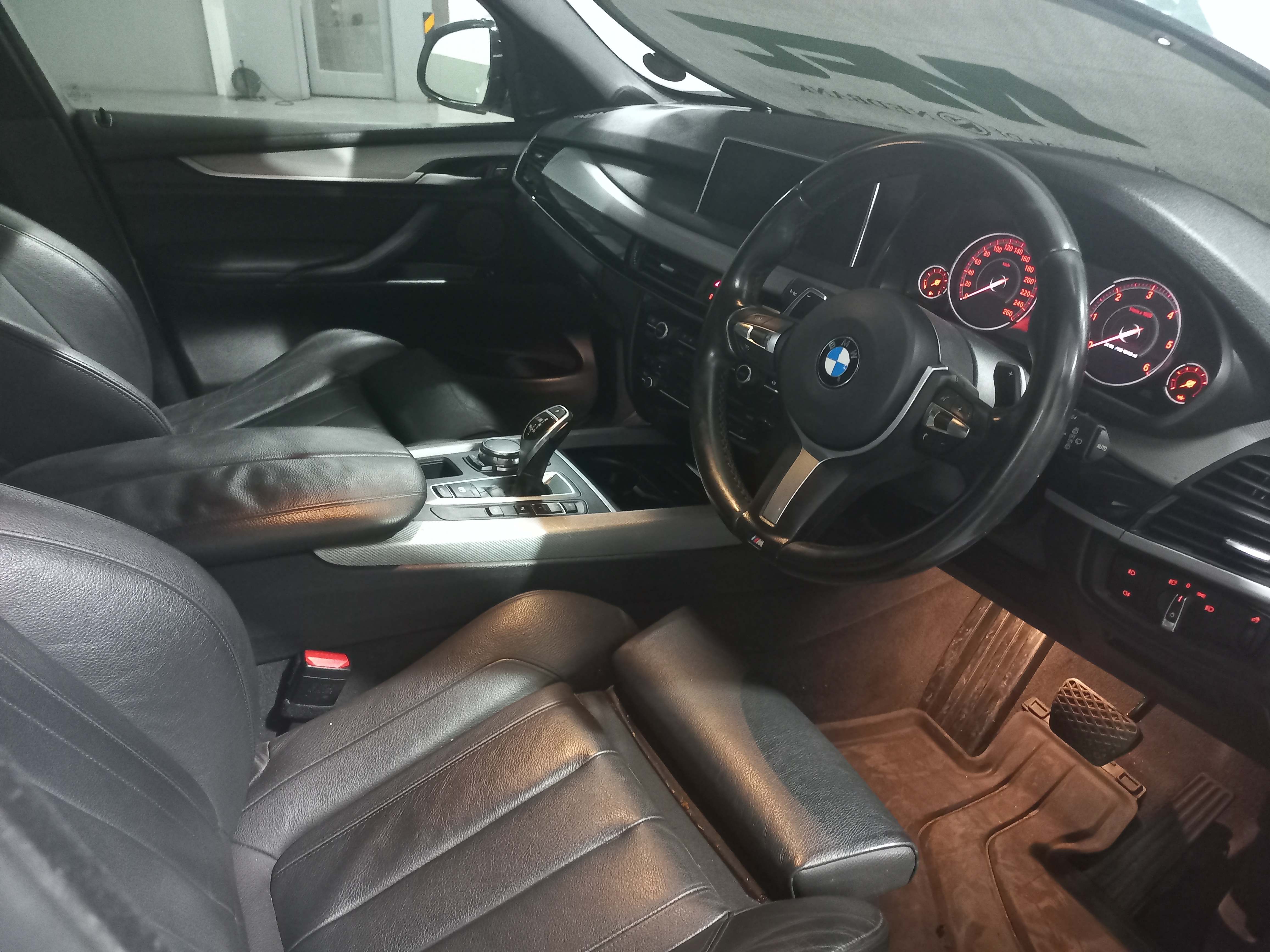 2016 BMW X5 M50d (F15) thumbnail 5