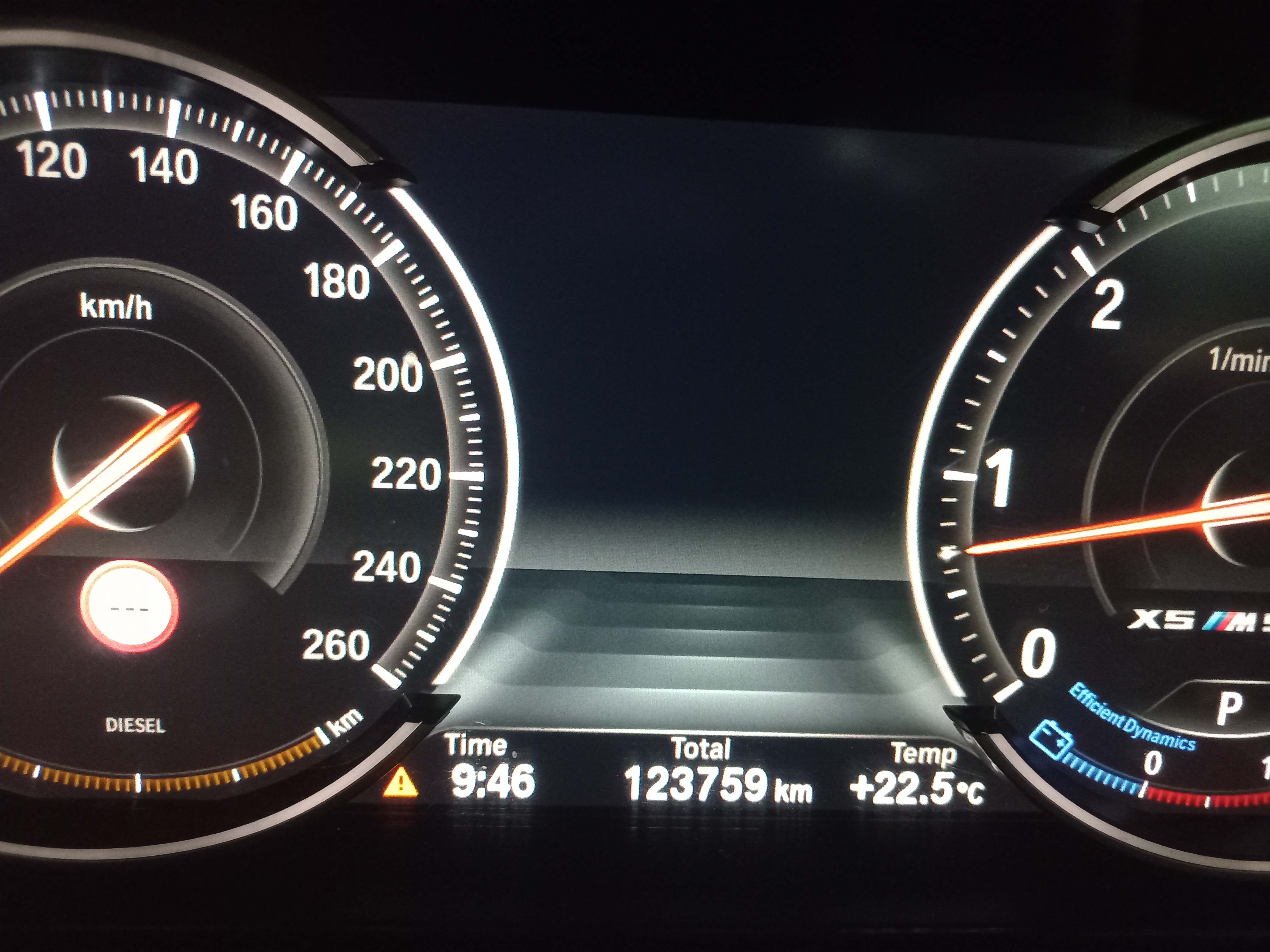2016 BMW X5 M50d (F15) thumbnail 6