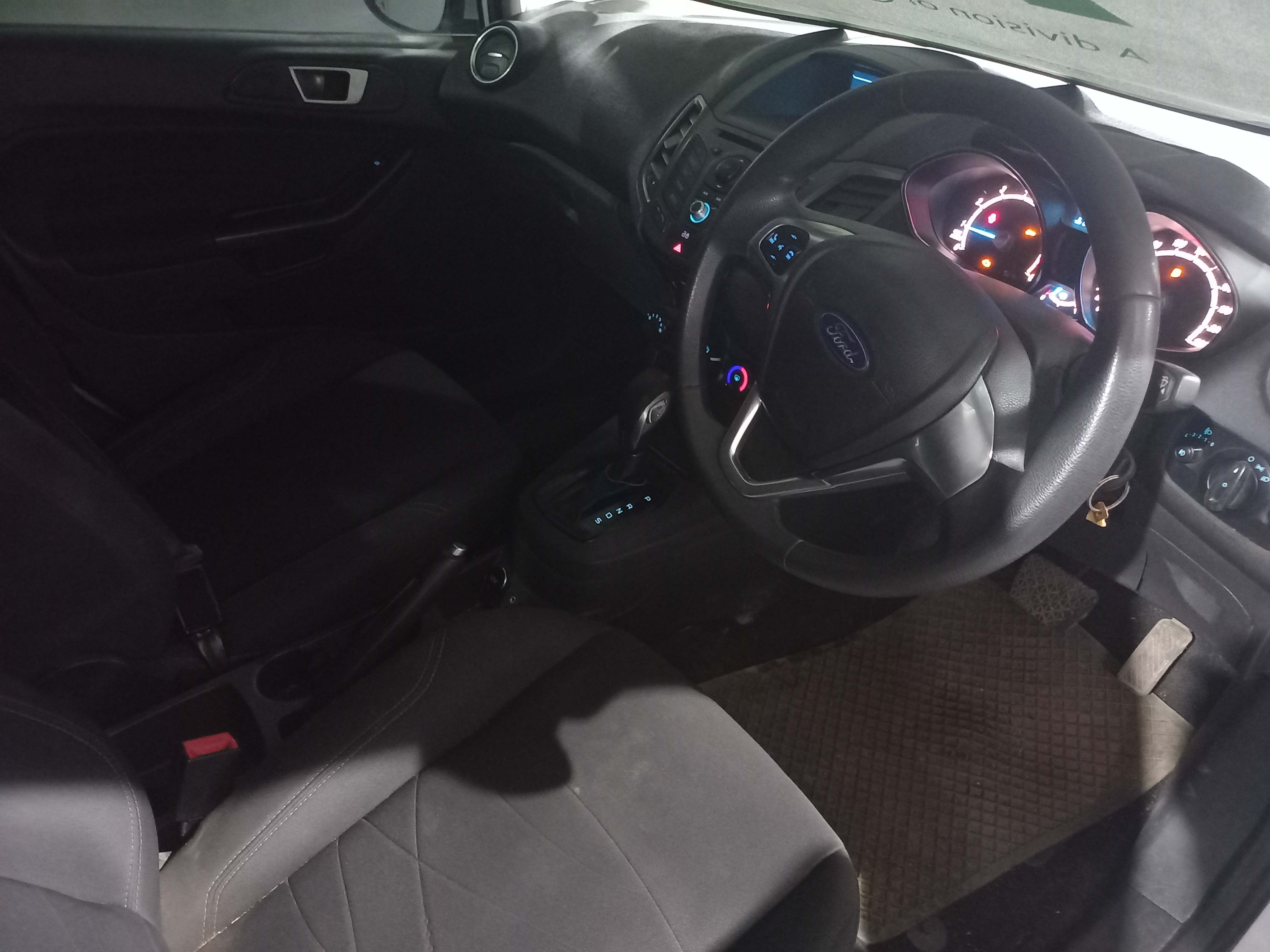2014 Ford Fiesta 1.0 Ecoboost Trend Powershift 5Dr thumbnail 5