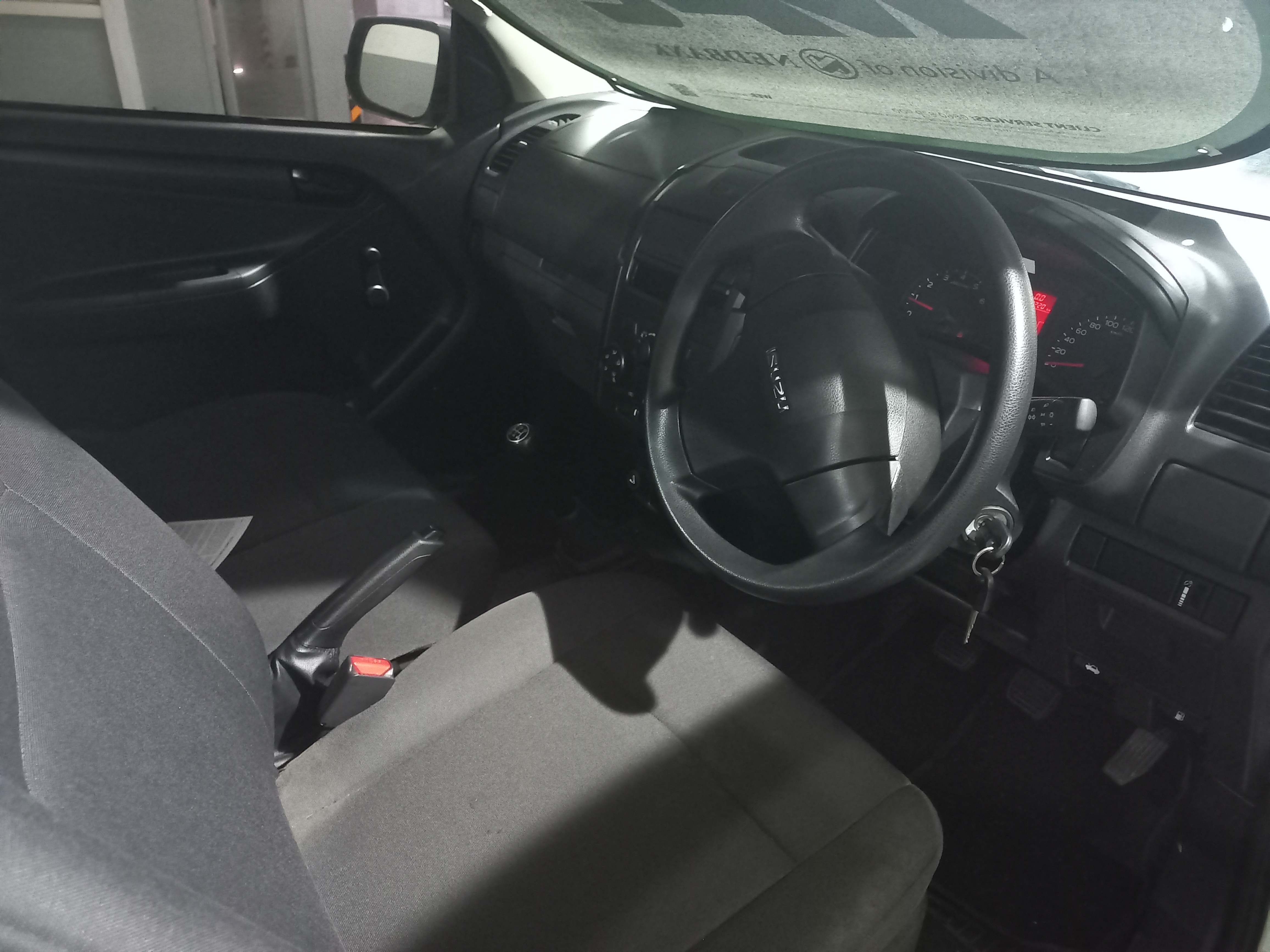 2022 Isuzu D-Max 250C Fleetside S/C P/U thumbnail 5