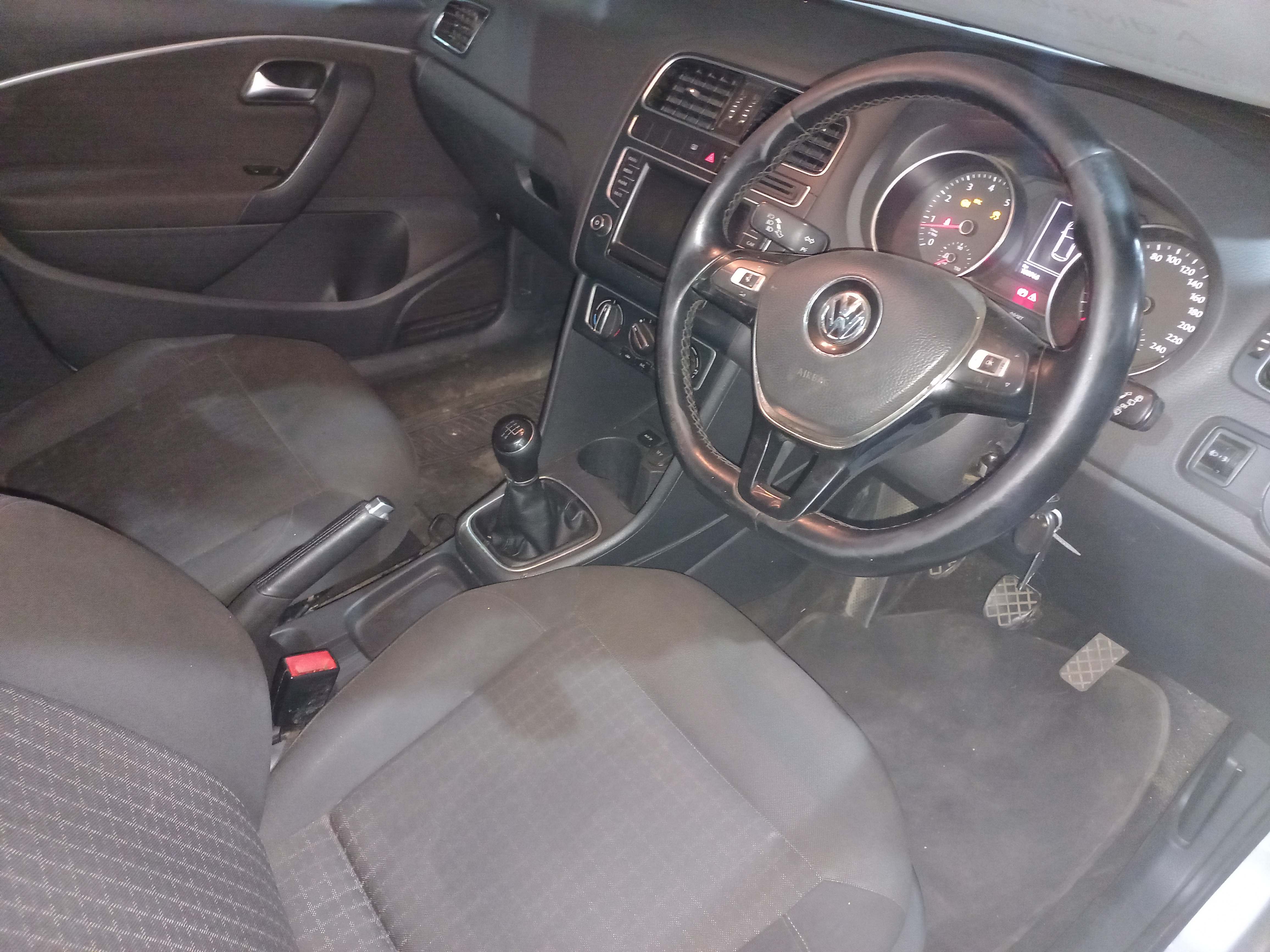 2016 Volkswagen Polo GP 1.2 TSI Comfortline (66KW) thumbnail 6