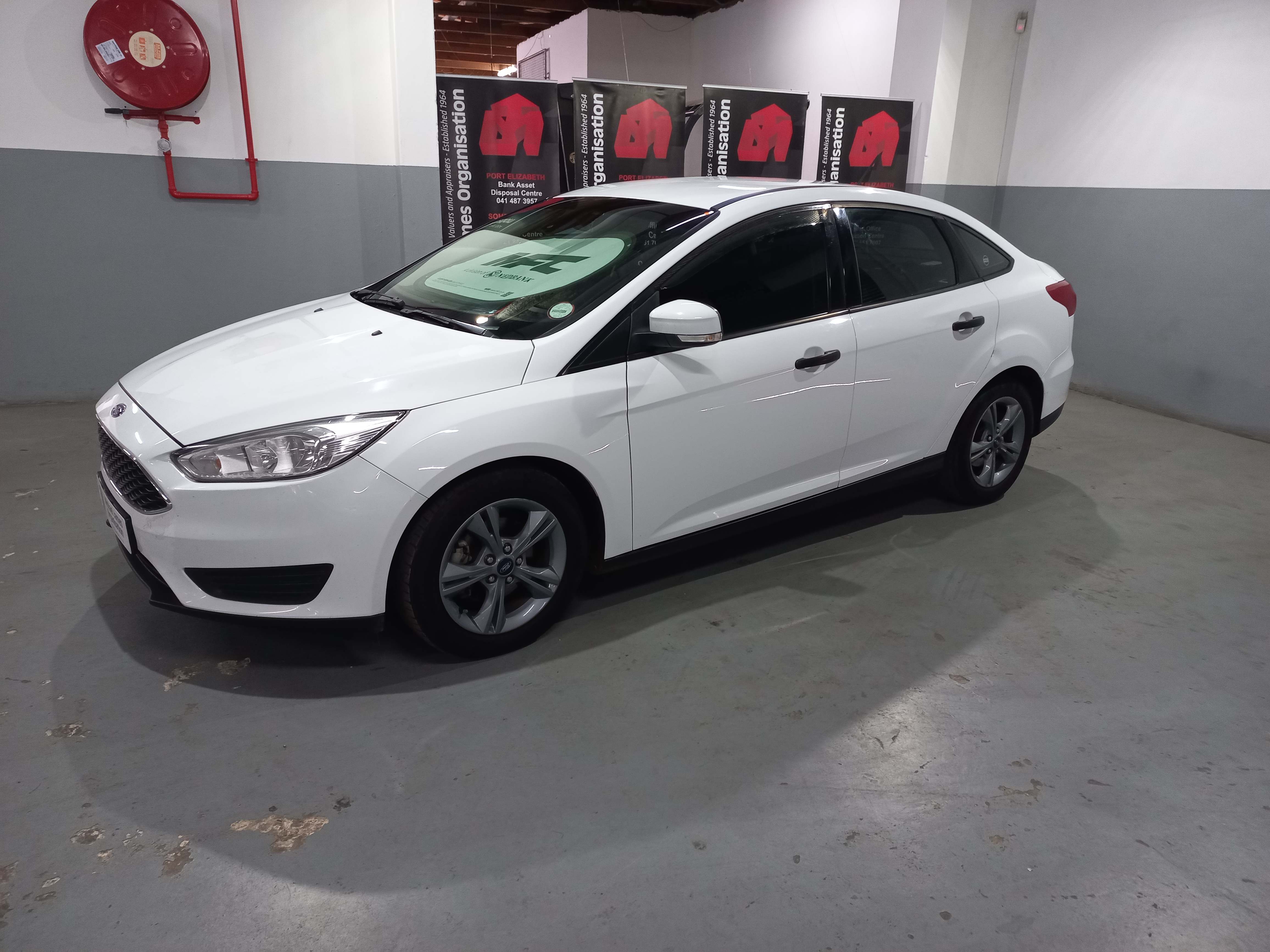 2018 Ford Focus 1.0 Ecoboost Ambiente thumbnail 3