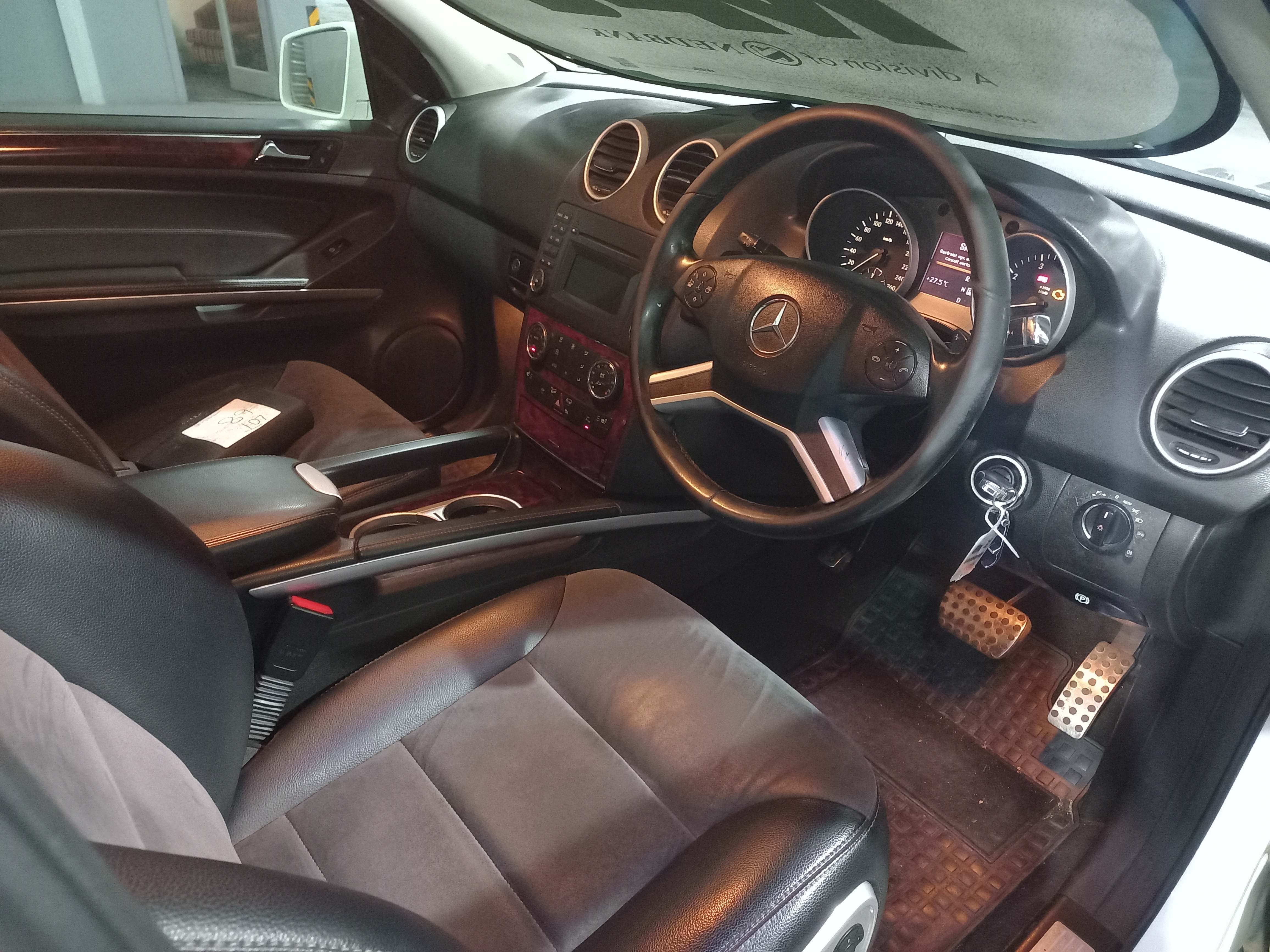 2012 Mercedes-Benz ML350 BE thumbnail 6