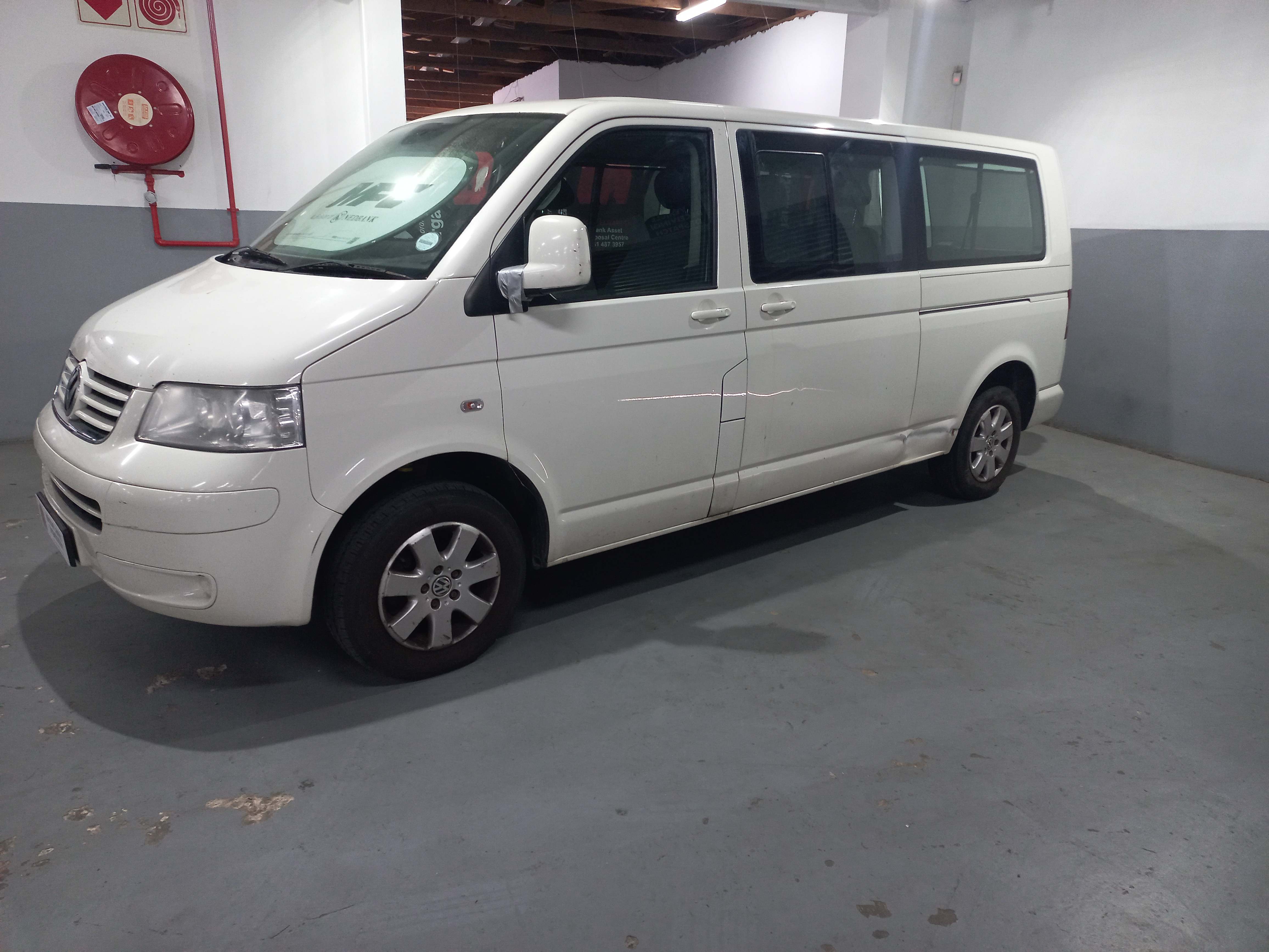 2008 Volkswagen T5 Kombi 2.5 TDI thumbnail 3