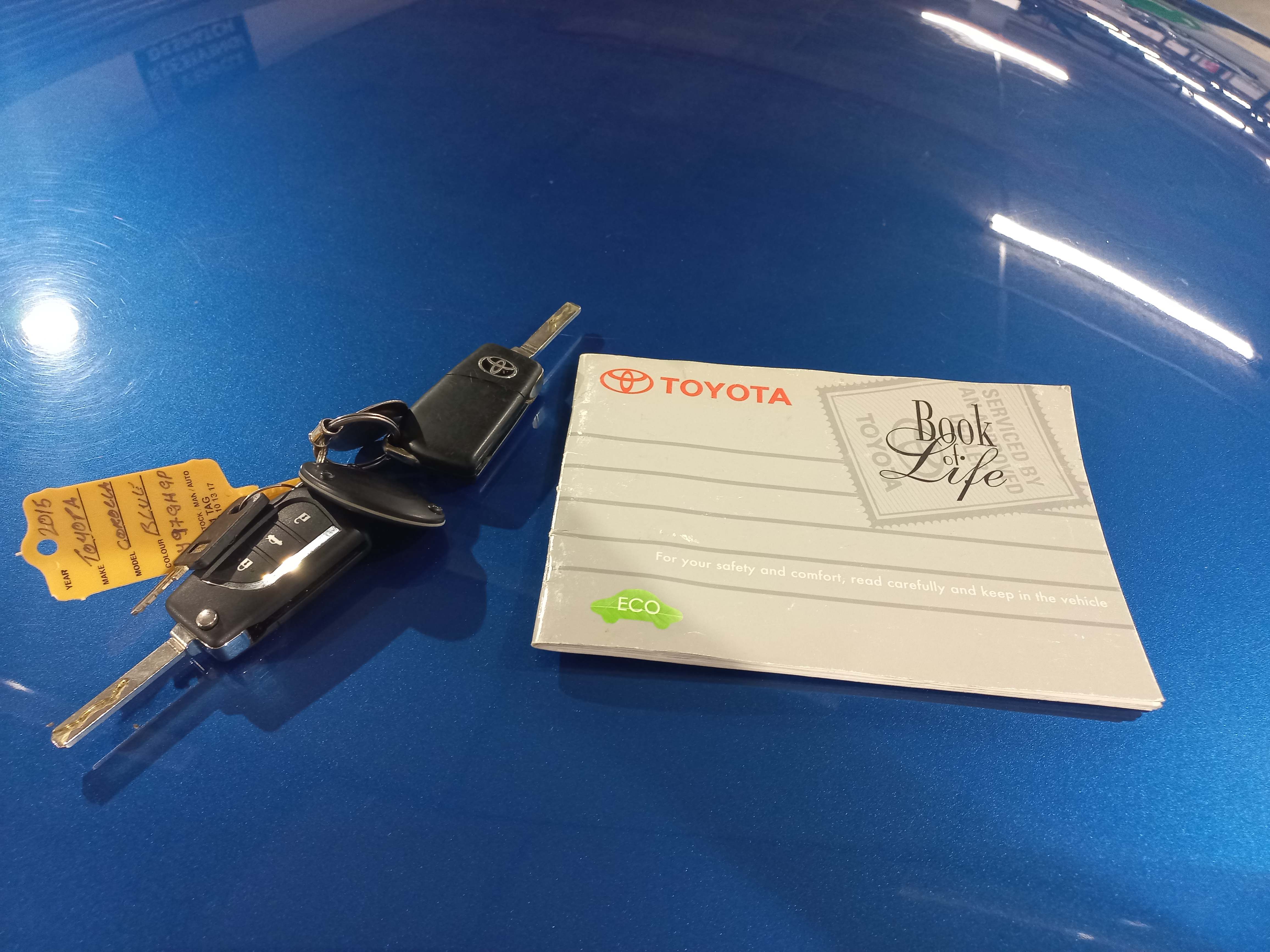 2015 Toyota Corolla 1.4D Prestige thumbnail 7