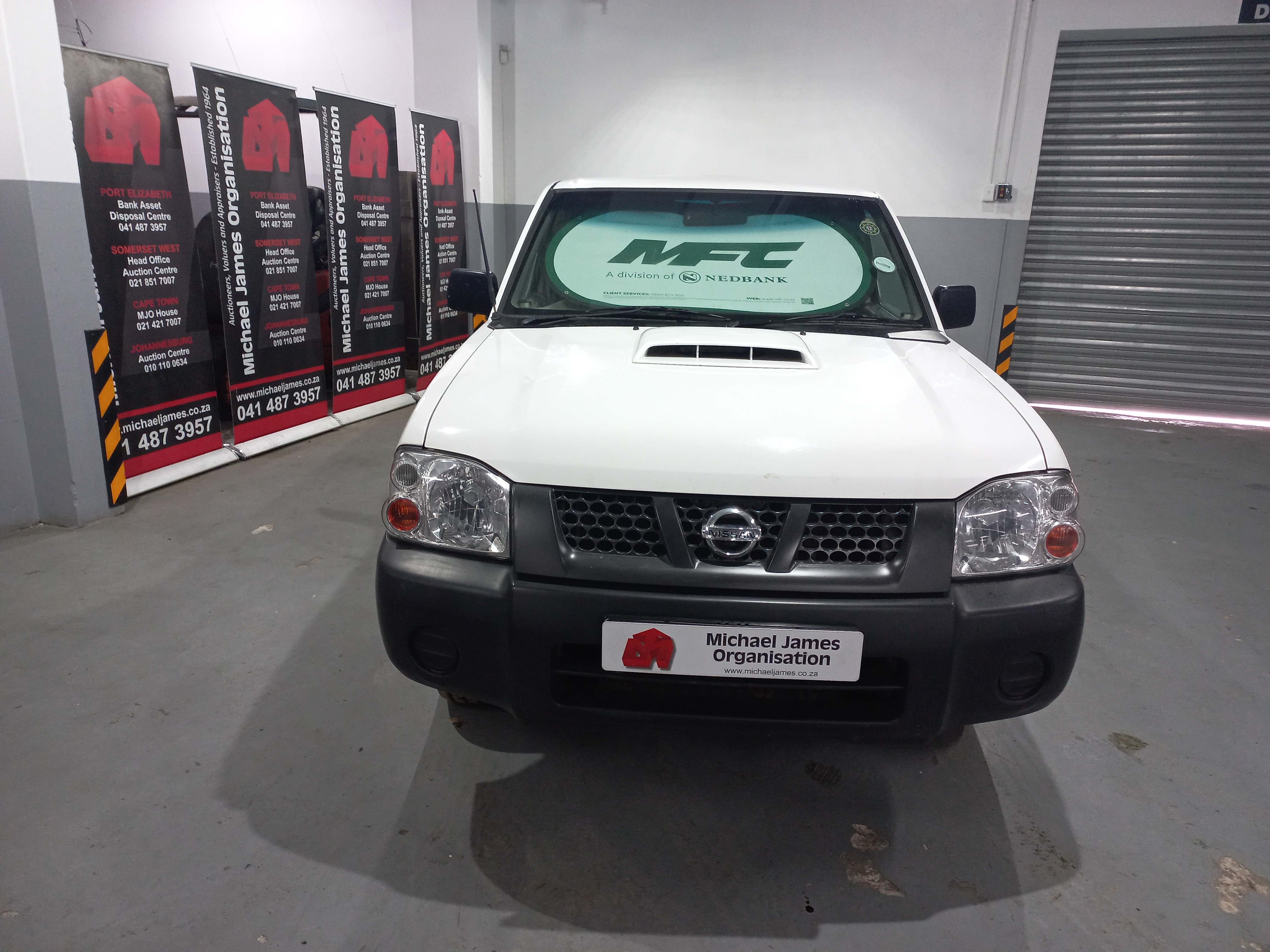 2019 Nissan Hardbody NP300 2.5 TDI LWB P/U S/C thumbnail 2