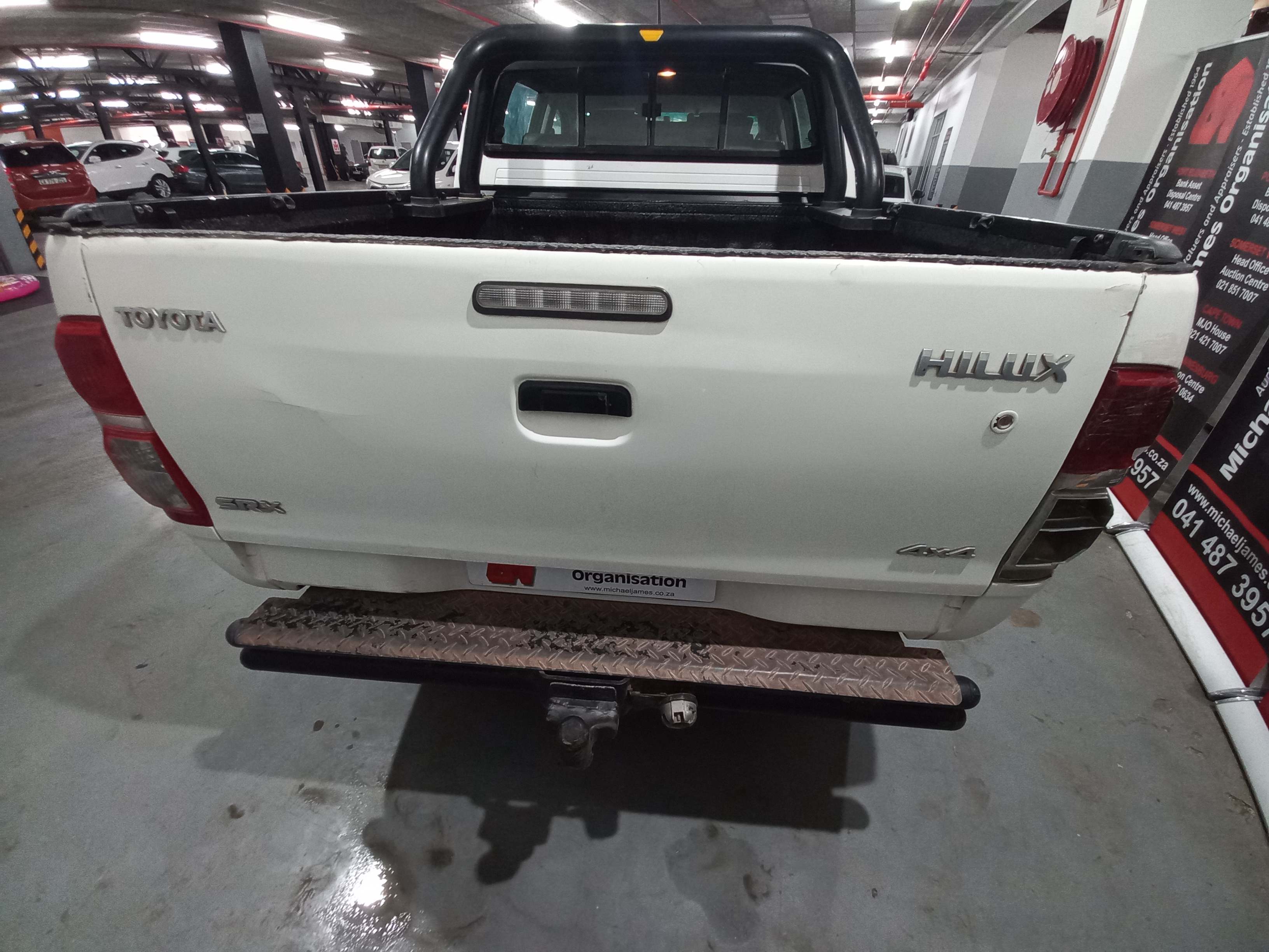 2013 Toyota Hilux 2.5 D-4D SRX 4X4 P/U D/C thumbnail 3