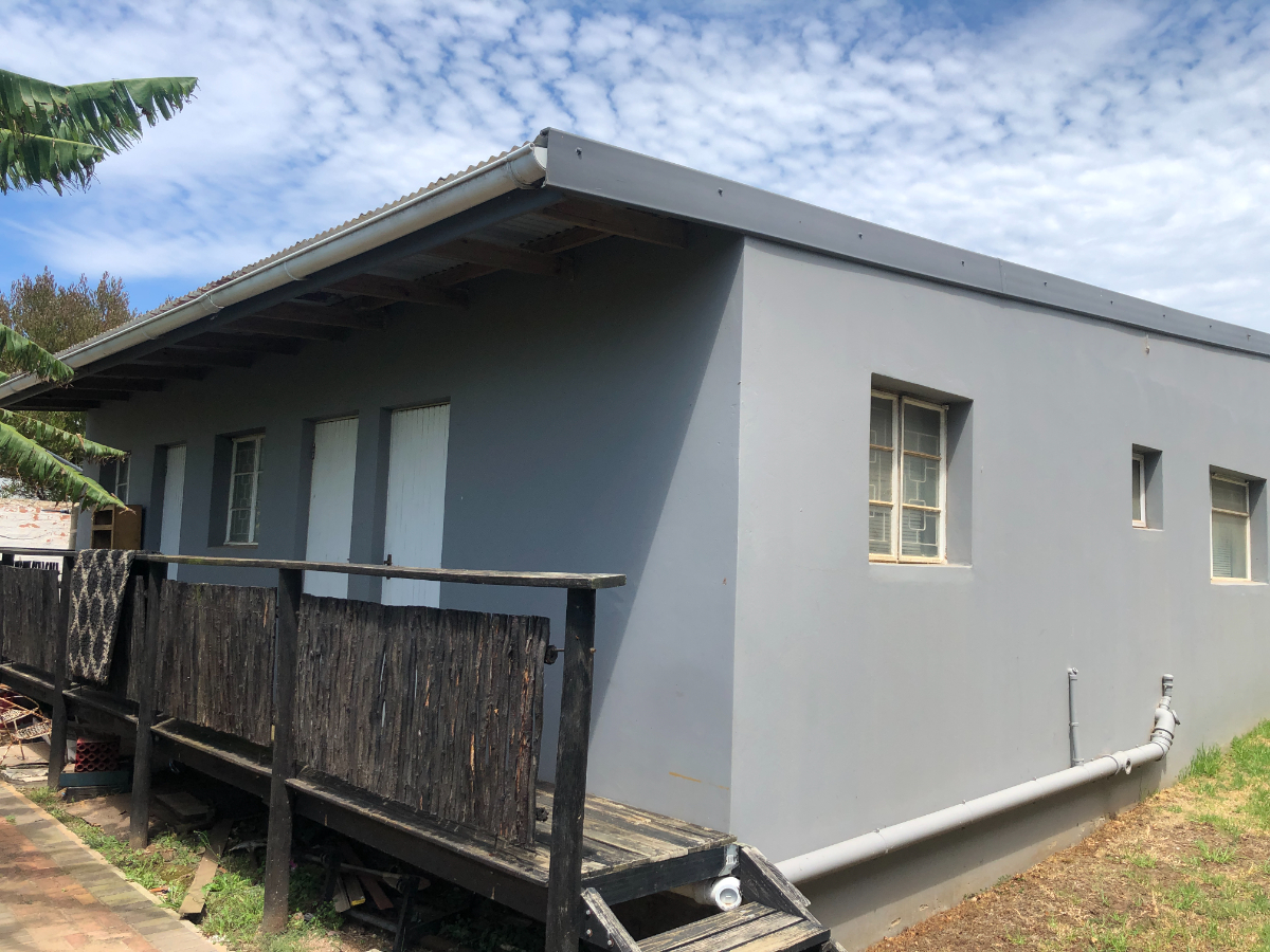 Two Bedroom Home With Three Outside Rooms thumbnail 9