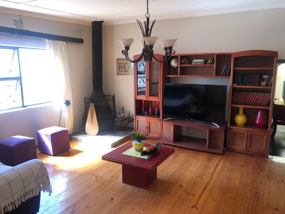 4 Bedroom Home Plus Flatlet thumbnail 15