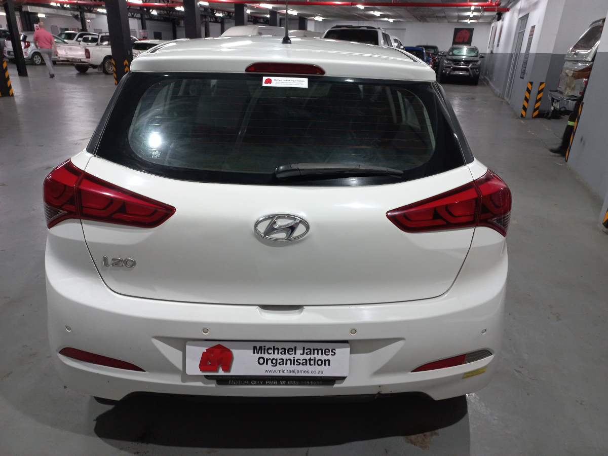 2016 Hyundai i20 1.4 Fluid thumbnail 3