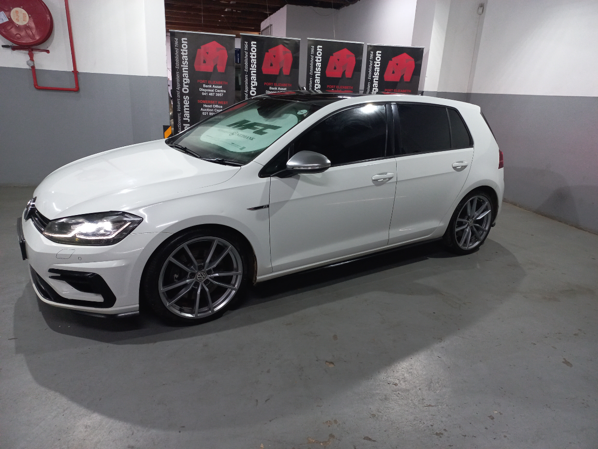 2018 Volkswagen Golf VII 2.0 TSI R DSG