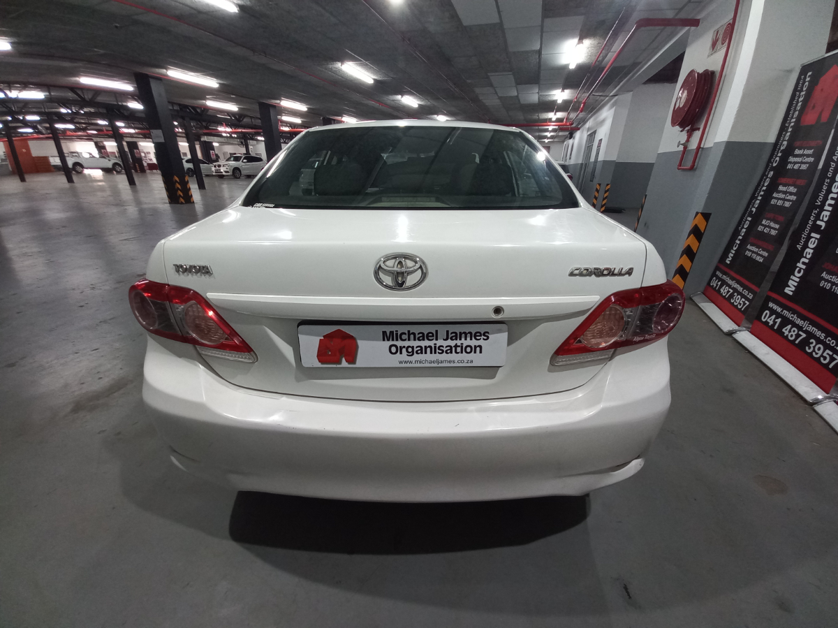 2011 Toyota Corolla 1.3 Professional thumbnail 3