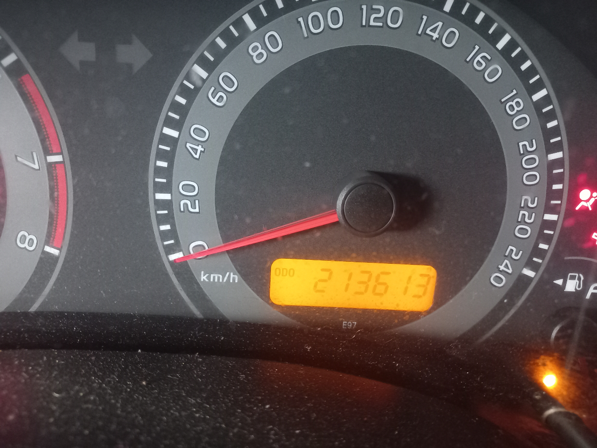 2011 Toyota Corolla 1.3 Professional thumbnail 6