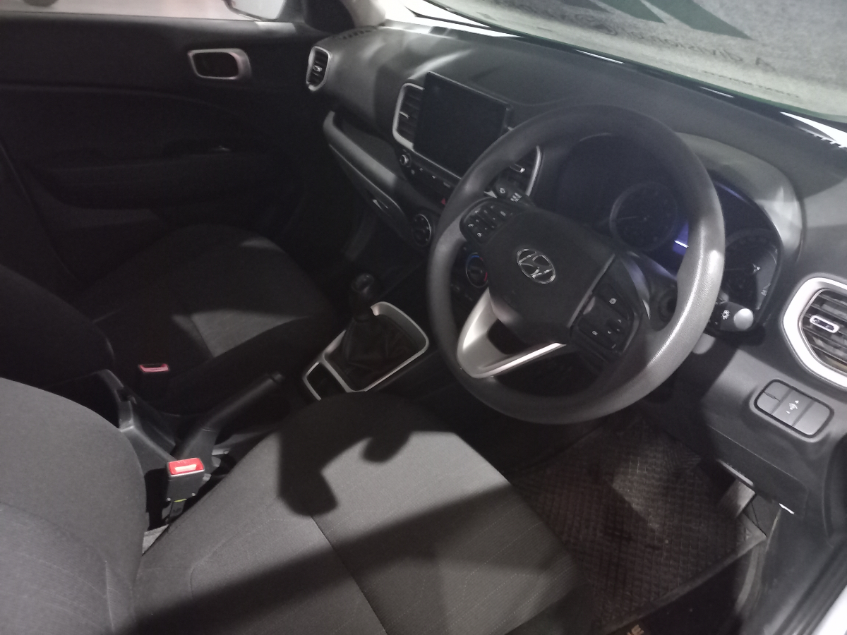 2022 Hyundai Venue 1.2 Motion thumbnail 5