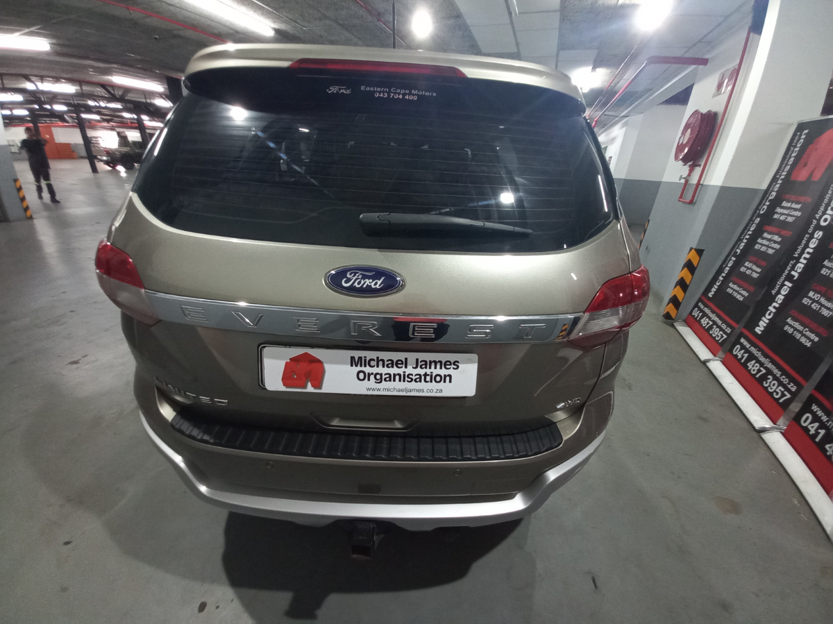 2016 Ford Everest 3.2 TDCi LTD 4x4 A/T thumbnail 3