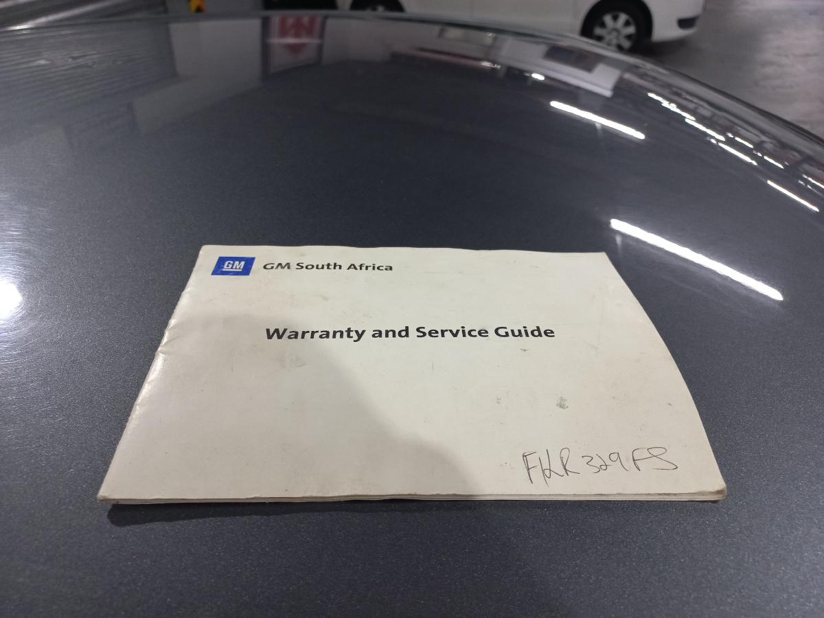 2013 Chevrolet Cruze 1.6 LS 5Dr thumbnail 6