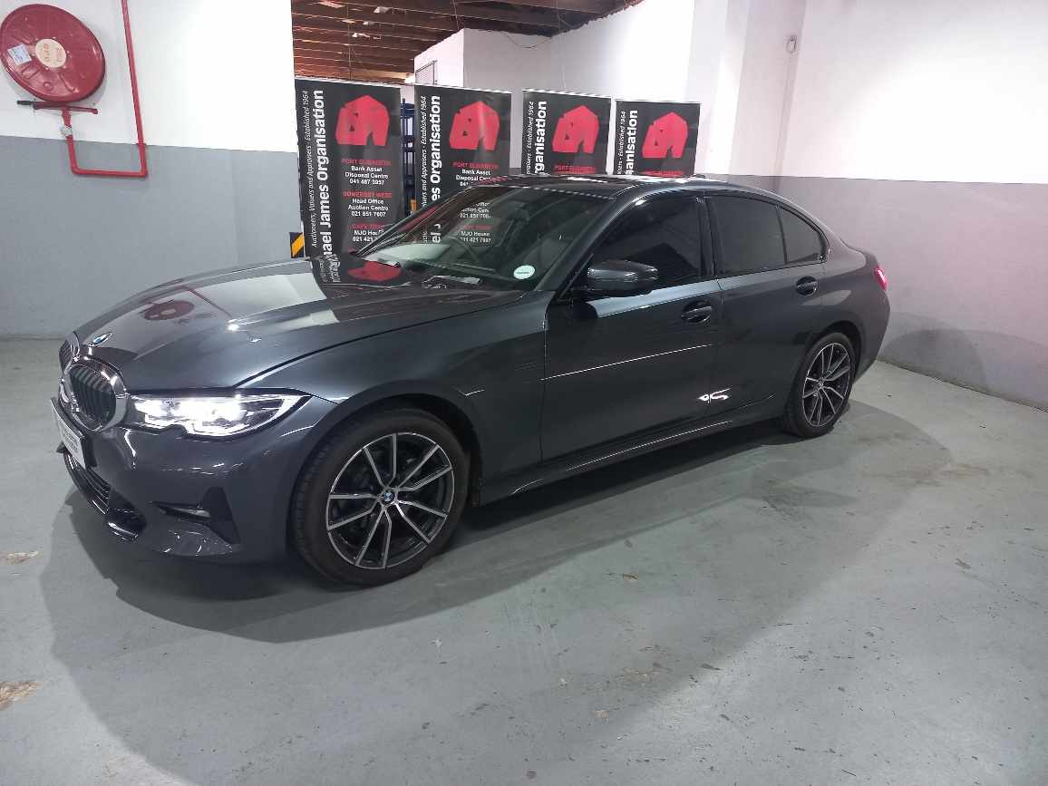 2022 BMW 318i A/T Sport Line A/T (G20) thumbnail 2
