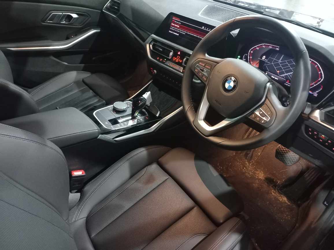 2022 BMW 318i A/T Sport Line A/T (G20) thumbnail 5