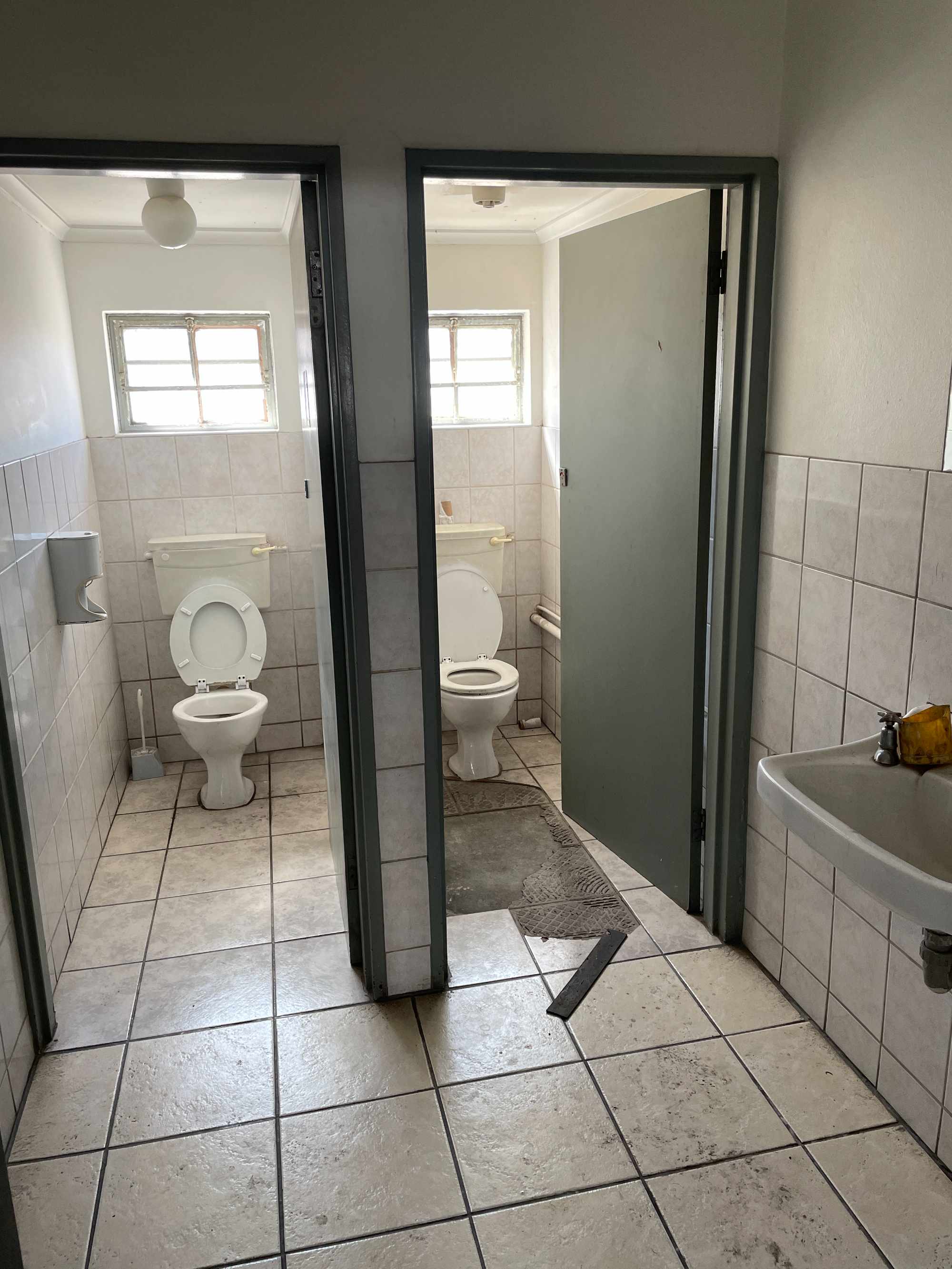 Onsite Power of Attorney Auction - Commercial Property - Gqeberha thumbnail 19