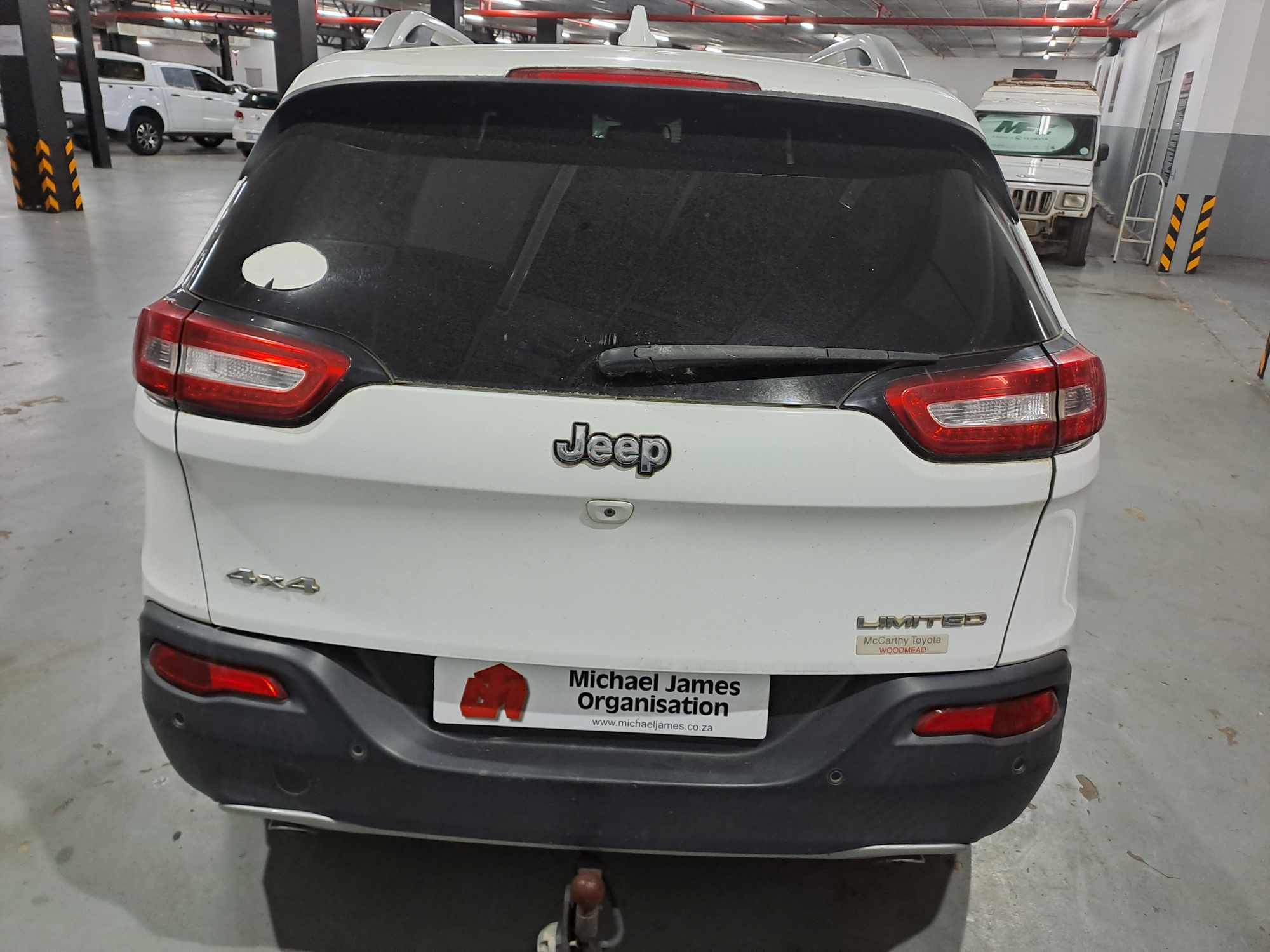 2014 Jeep Cherokee 3.2 Limited AWD A/T thumbnail 4