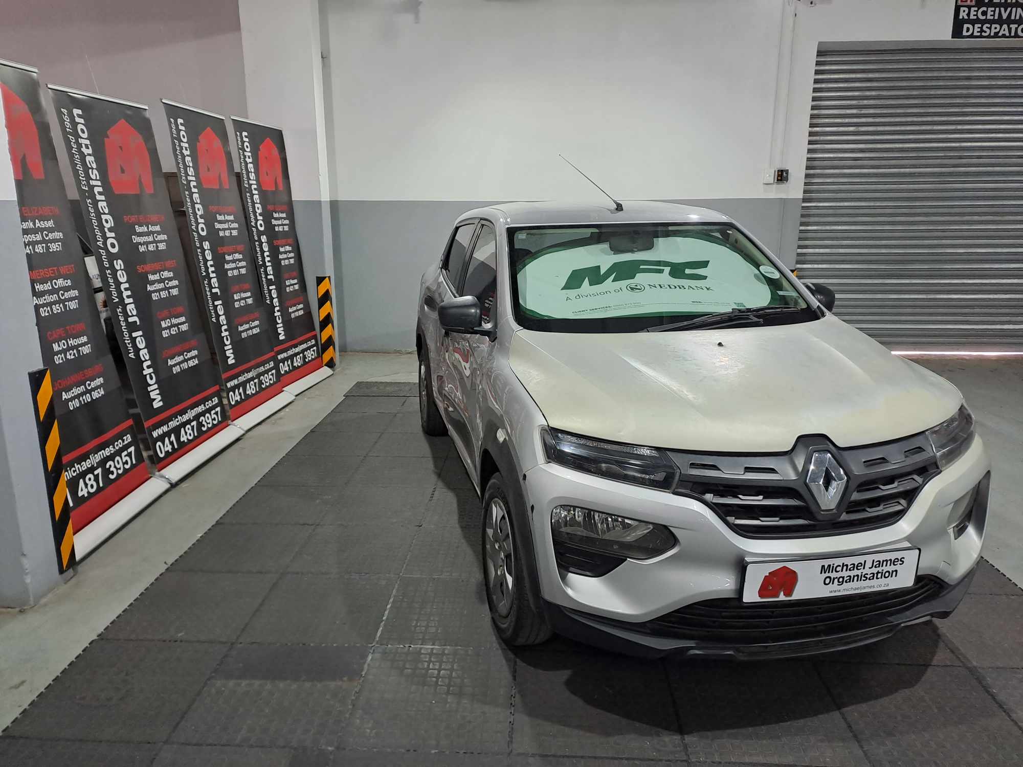 2019 Renault Kwid 1.0 Expression / Life 5Dr thumbnail 5