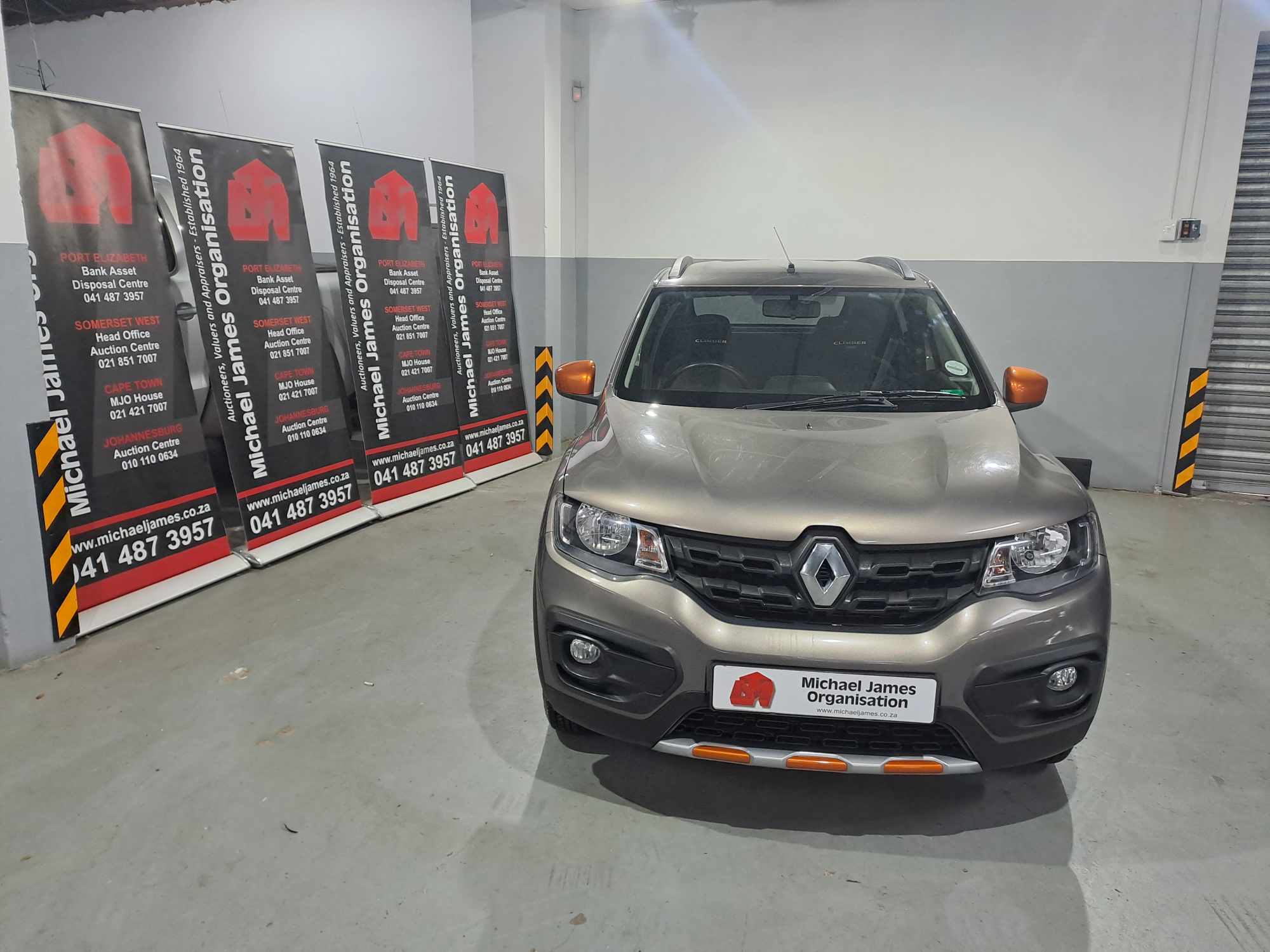 2019 Renault Kwid 1.0 Climber 5Dr thumbnail 3
