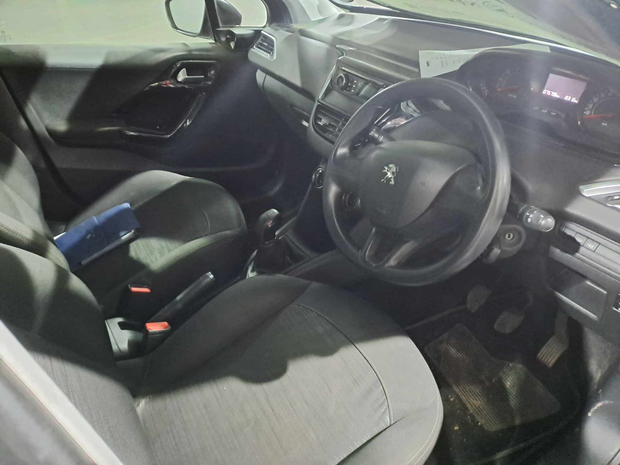 2015 Peugeot 208 1.0 VTi Access 5Dr thumbnail 6