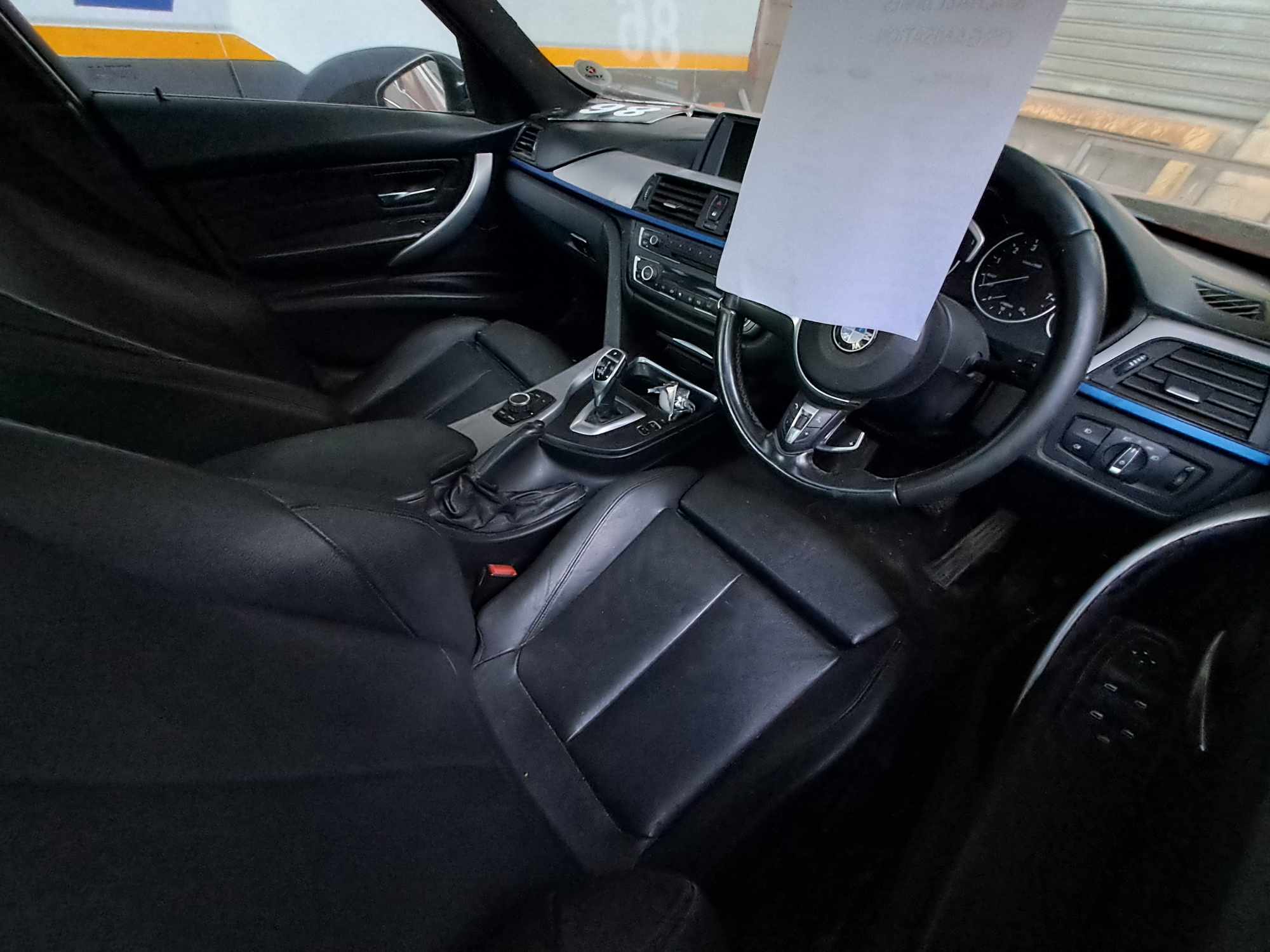 2018 BMW 320i A/T thumbnail 5