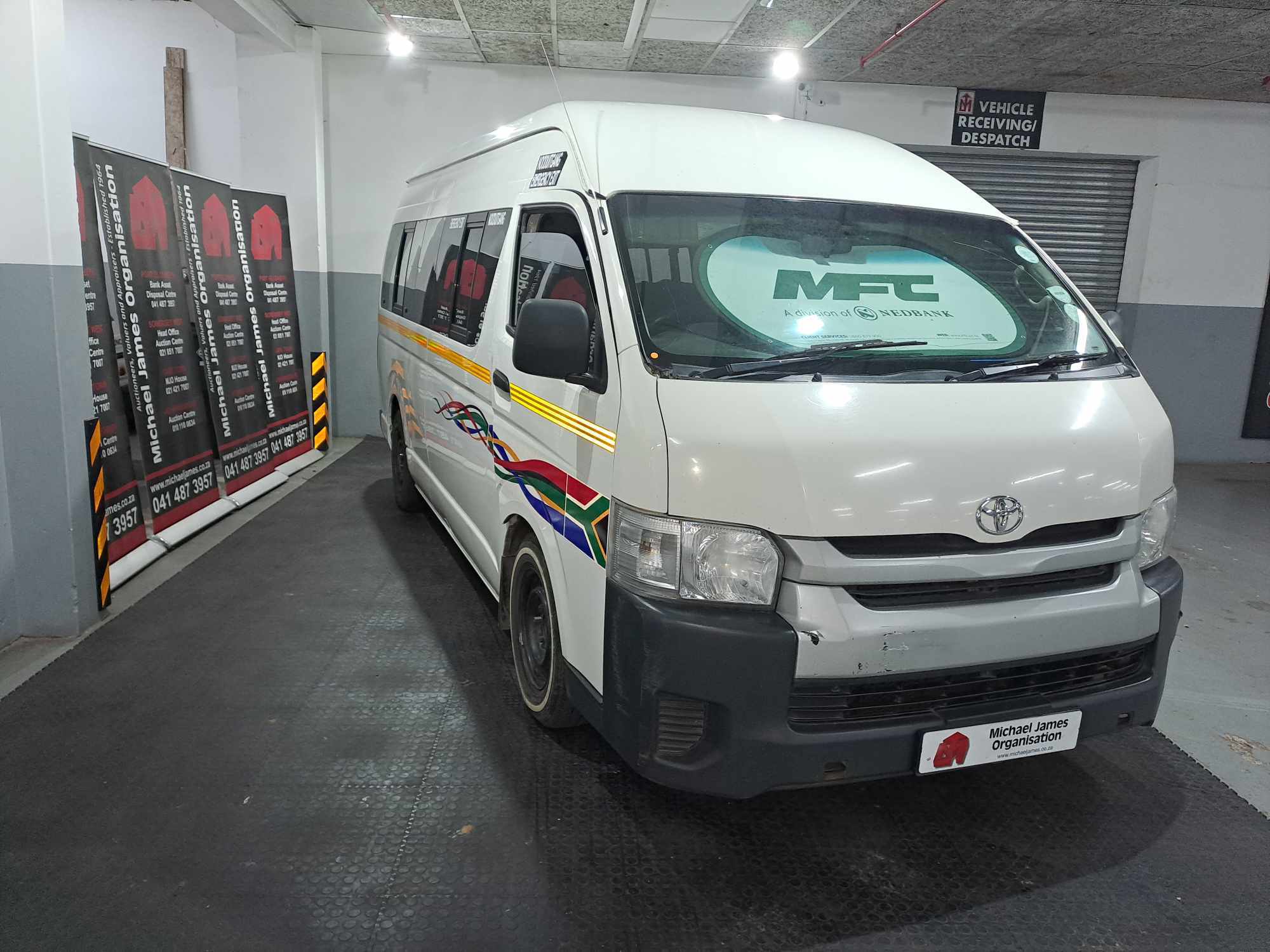2021 Toyota Quantum / Hiace 2.5 D-4D Sesfikile 16s thumbnail 4