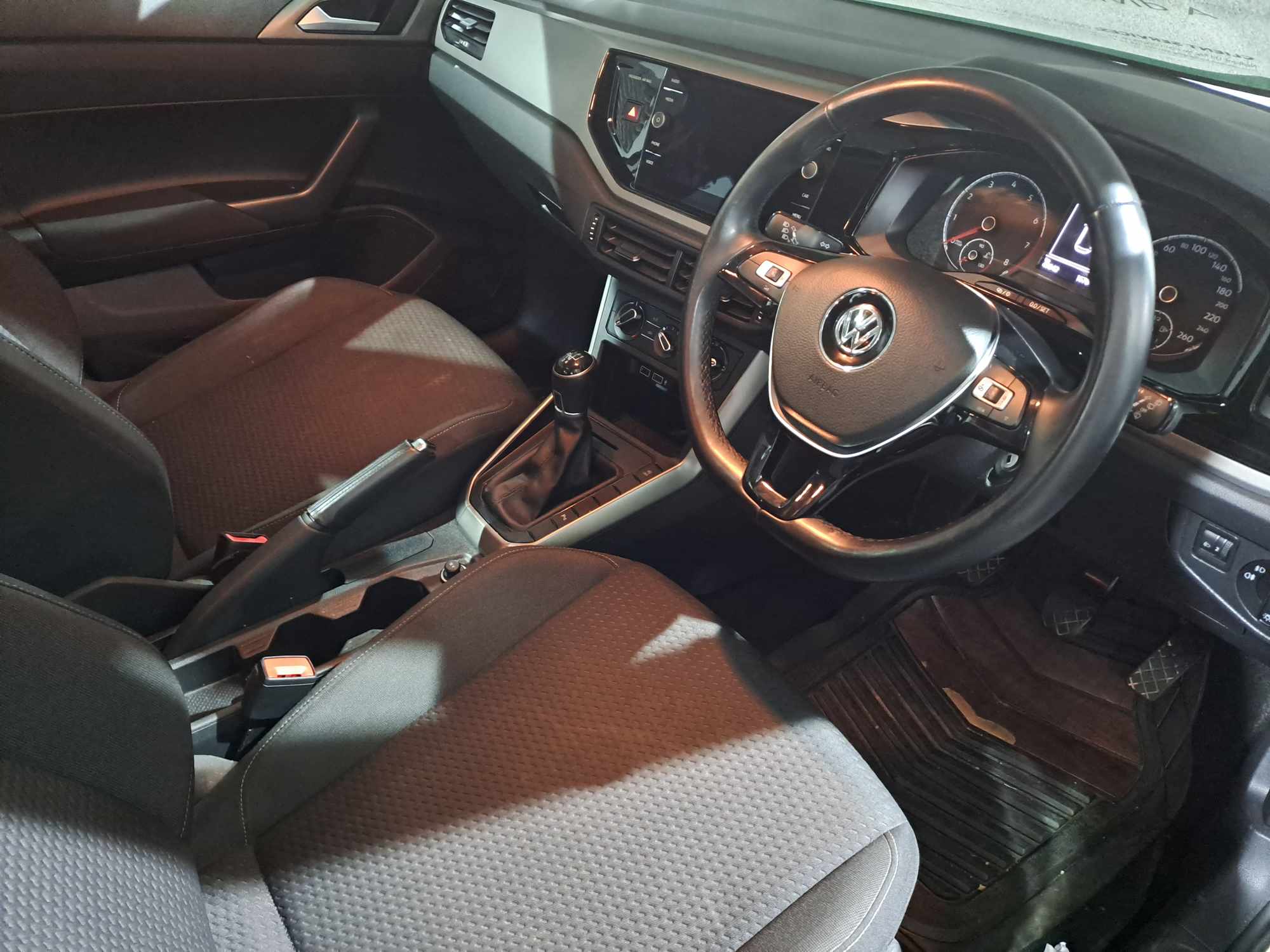 2018 Volkswagen Polo 1.0 TSI Comfortline thumbnail 6