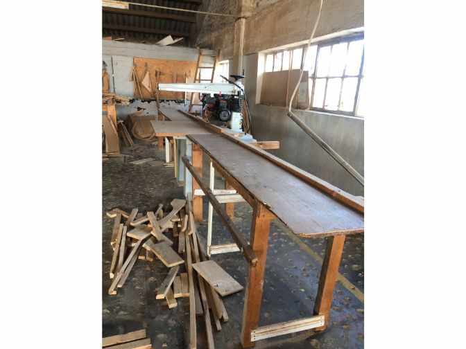 Carpentry Equipment thumbnail 3