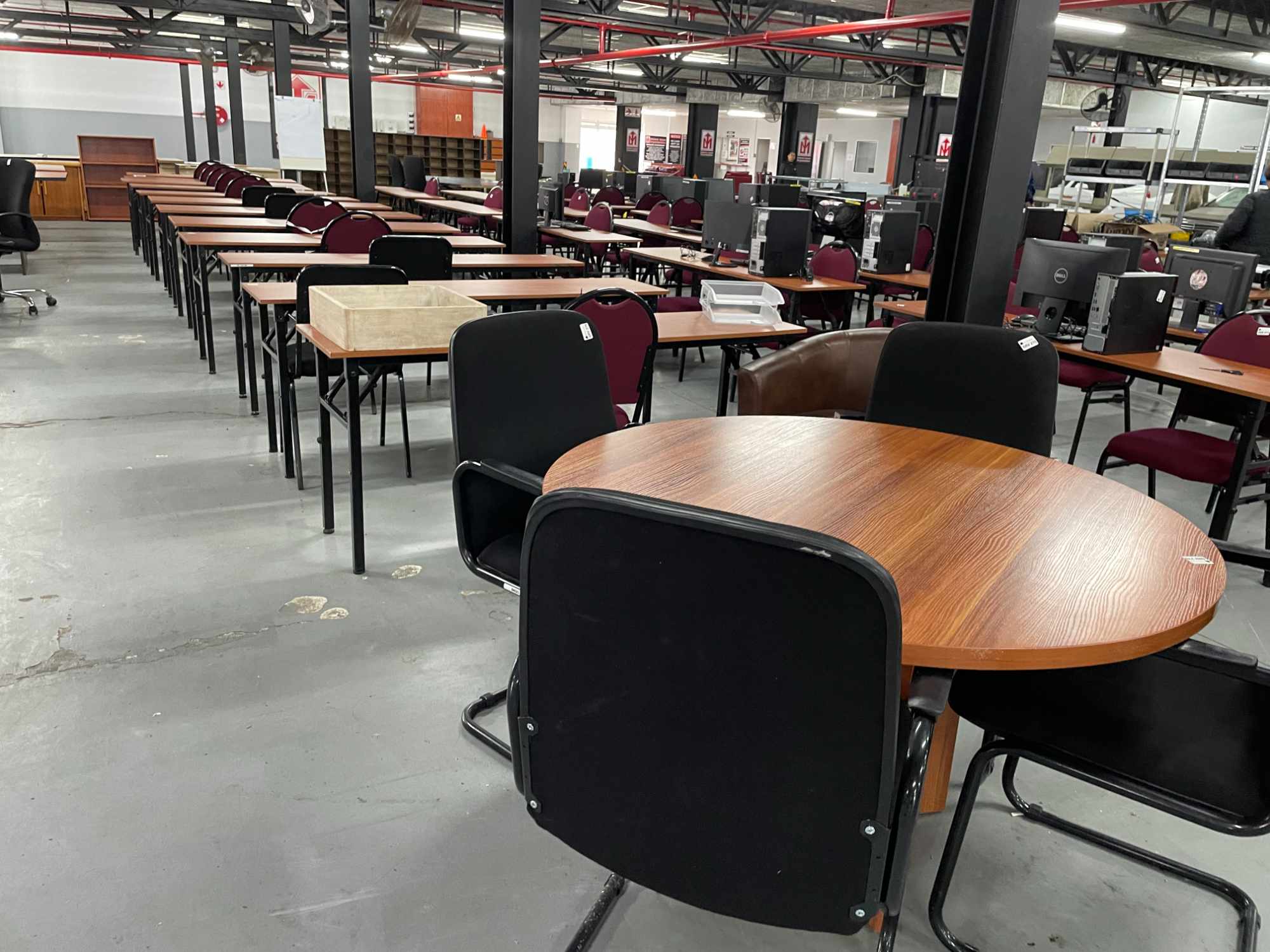 Onsite Warehouse Auction thumbnail 57