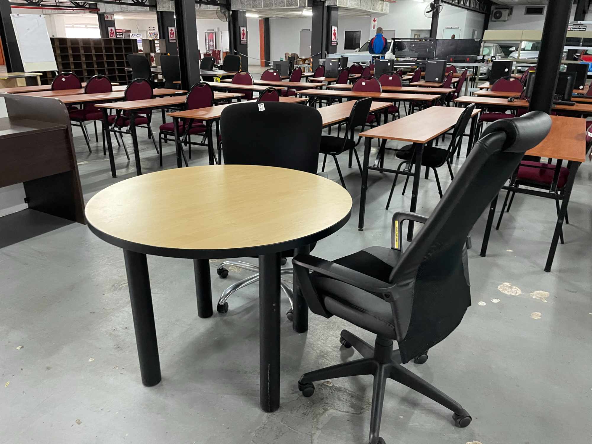 Onsite Warehouse Auction thumbnail 59