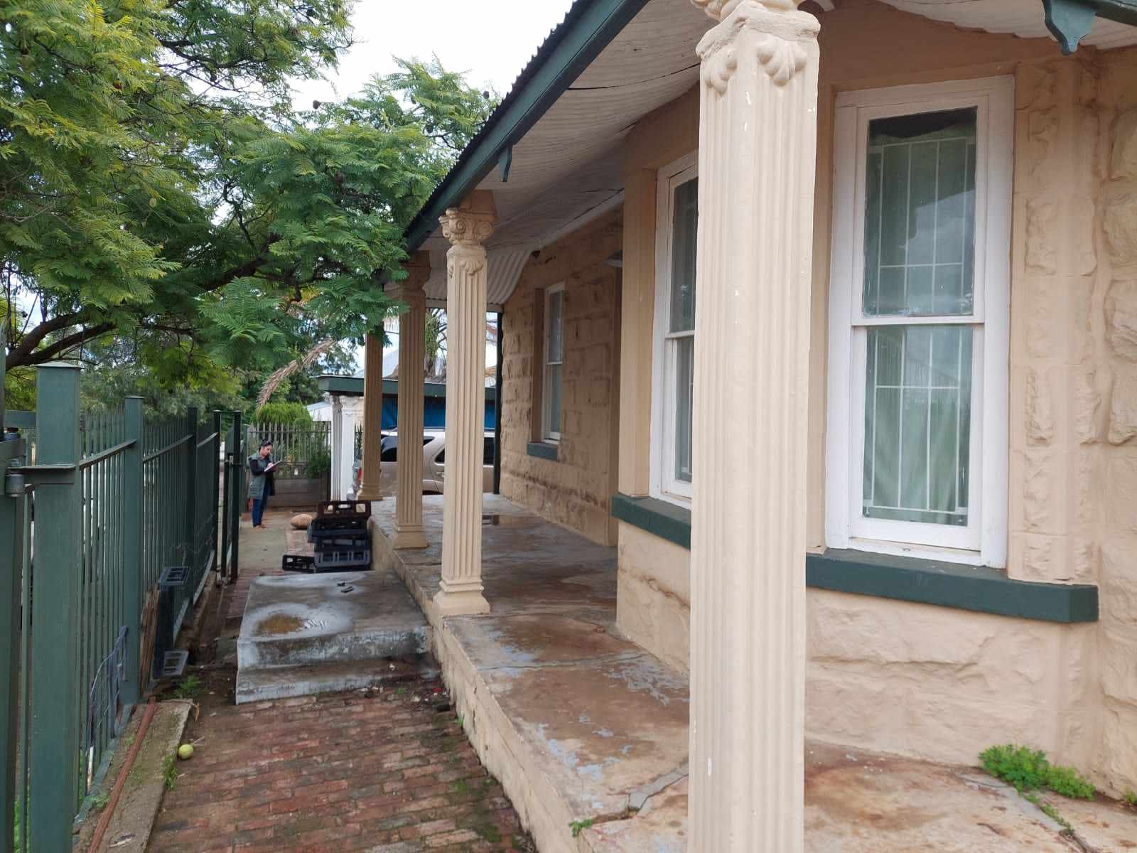 2 Condor Street, Oudtshoorn thumbnail 7