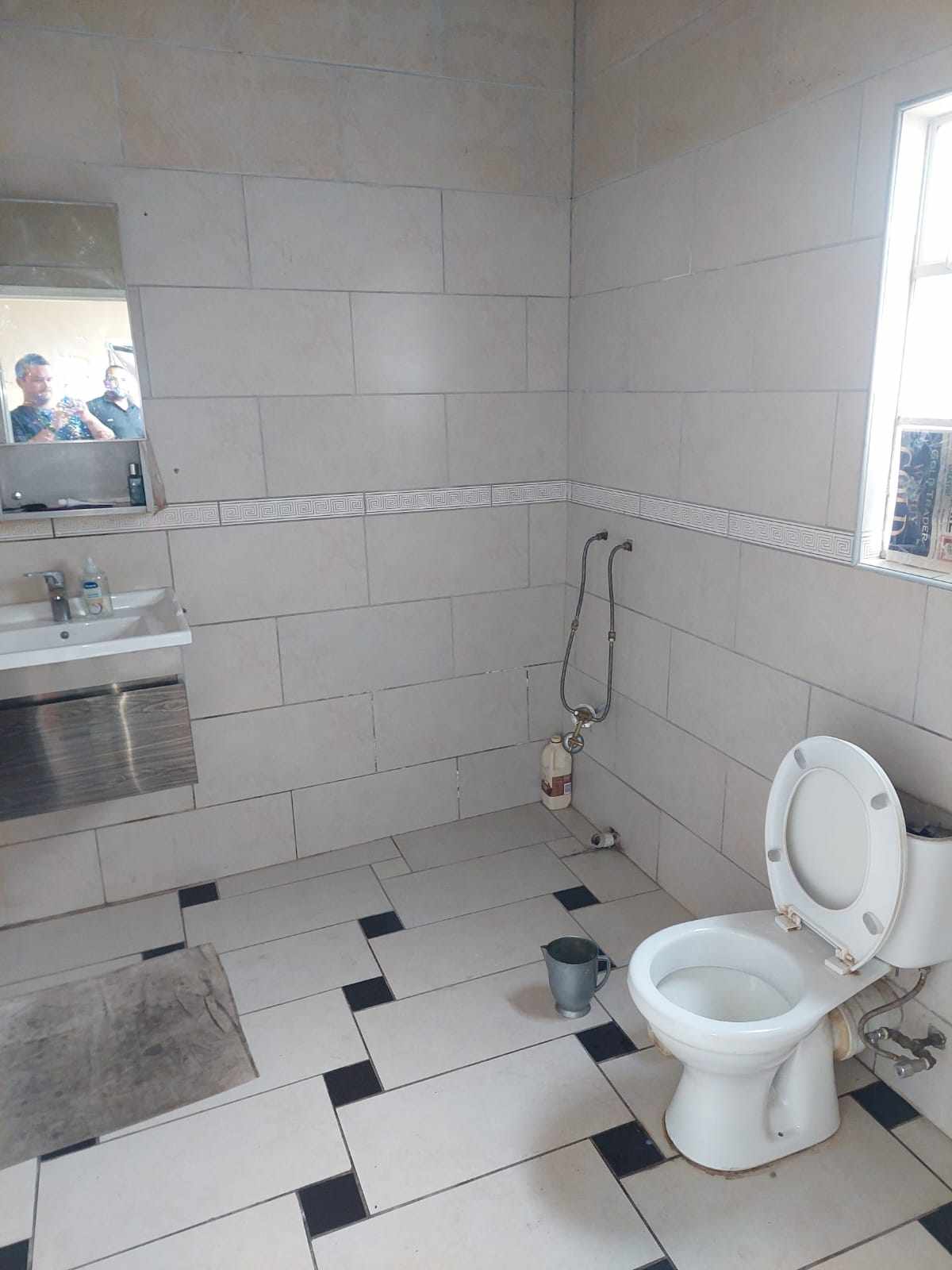 1 Nuwe Street, Oudtshoorn thumbnail 17
