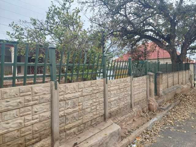 1 Nuwe Street, Oudtshoorn thumbnail 28