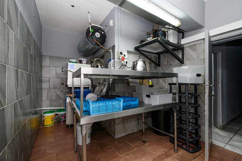 3 Storey - Multi-Tenant - Commercial Property thumbnail 29