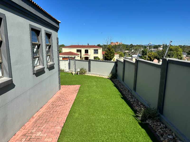 Exquisite Family Oasis in Vanes Estate – Secure, Stylish & Made for Entertaining thumbnail 4