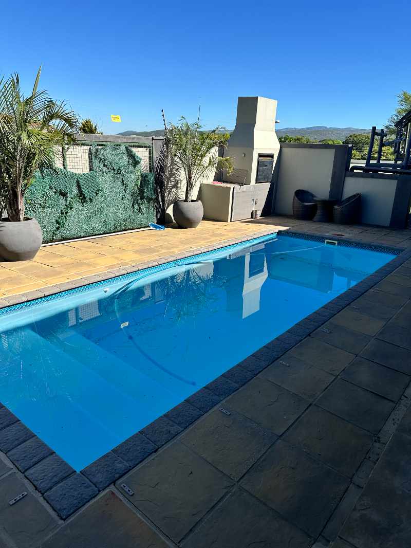 Exquisite Family Oasis in Vanes Estate – Secure, Stylish & Made for Entertaining thumbnail 8