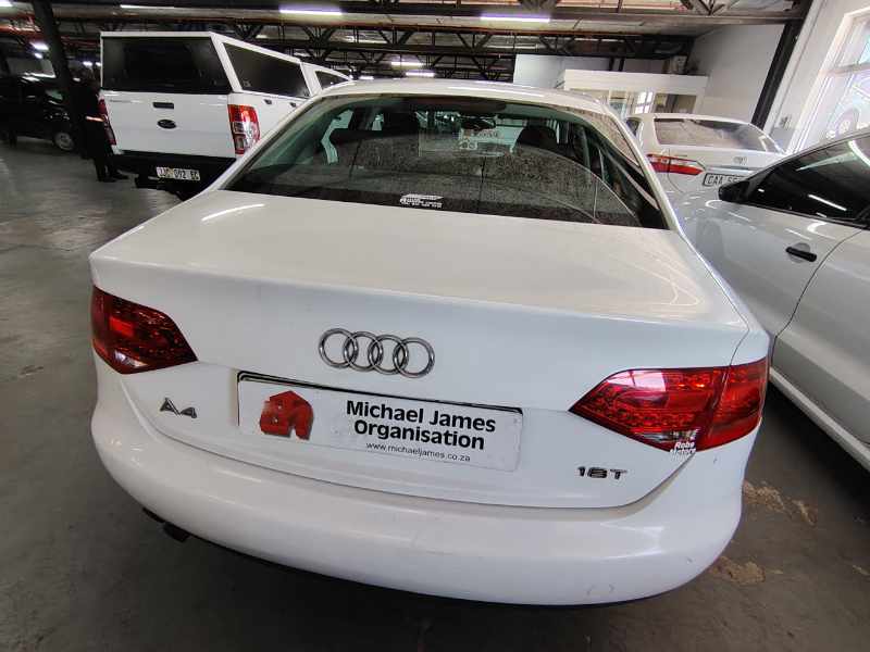 2012 AUDI A4 1.8T thumbnail 5