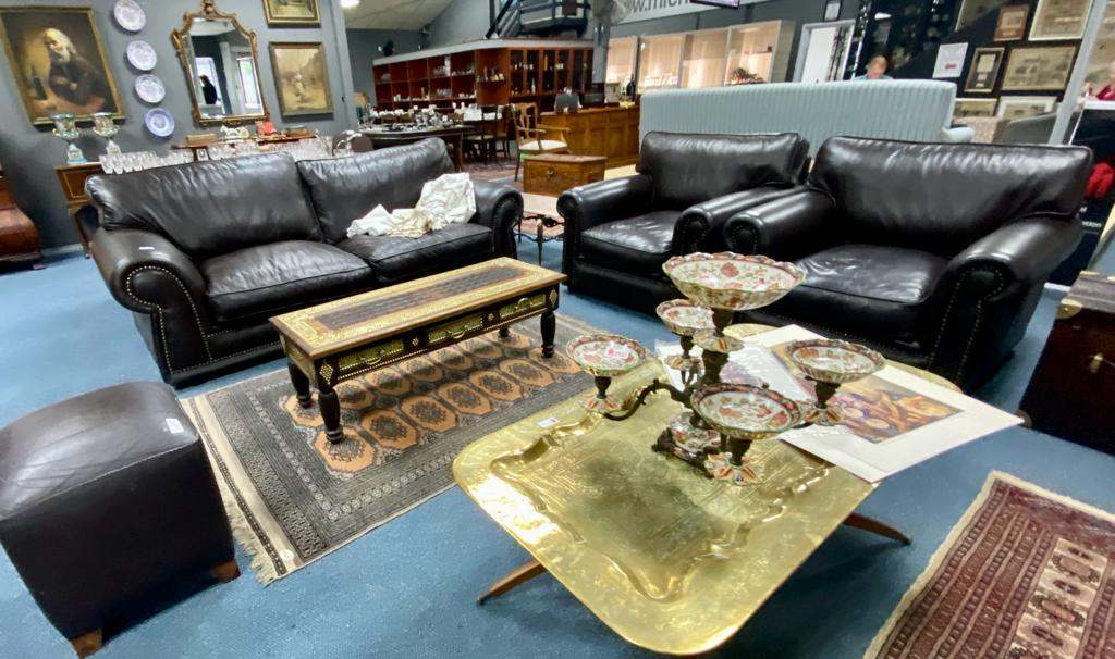 Onsite Auction - Fine Furnishings, Antiques, Collectables And Brand New Watches thumbnail 2