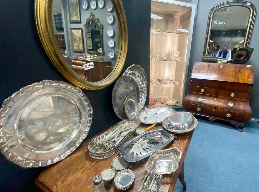 Onsite Auction - Fine Furnishings, Antiques, Collectables And Brand New Watches thumbnail 10