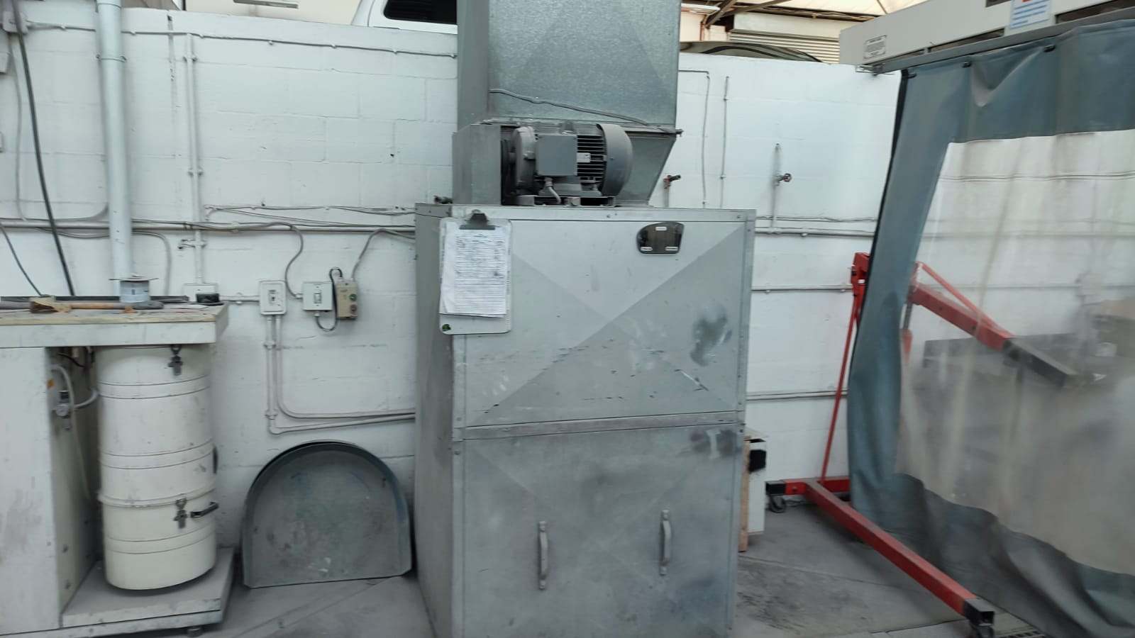 Onsite Liquidation Auction - Panelbeating Workshop thumbnail 6