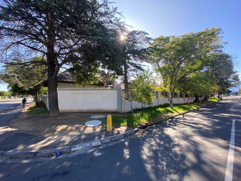 Prime Business Location - Somerset West thumbnail 17