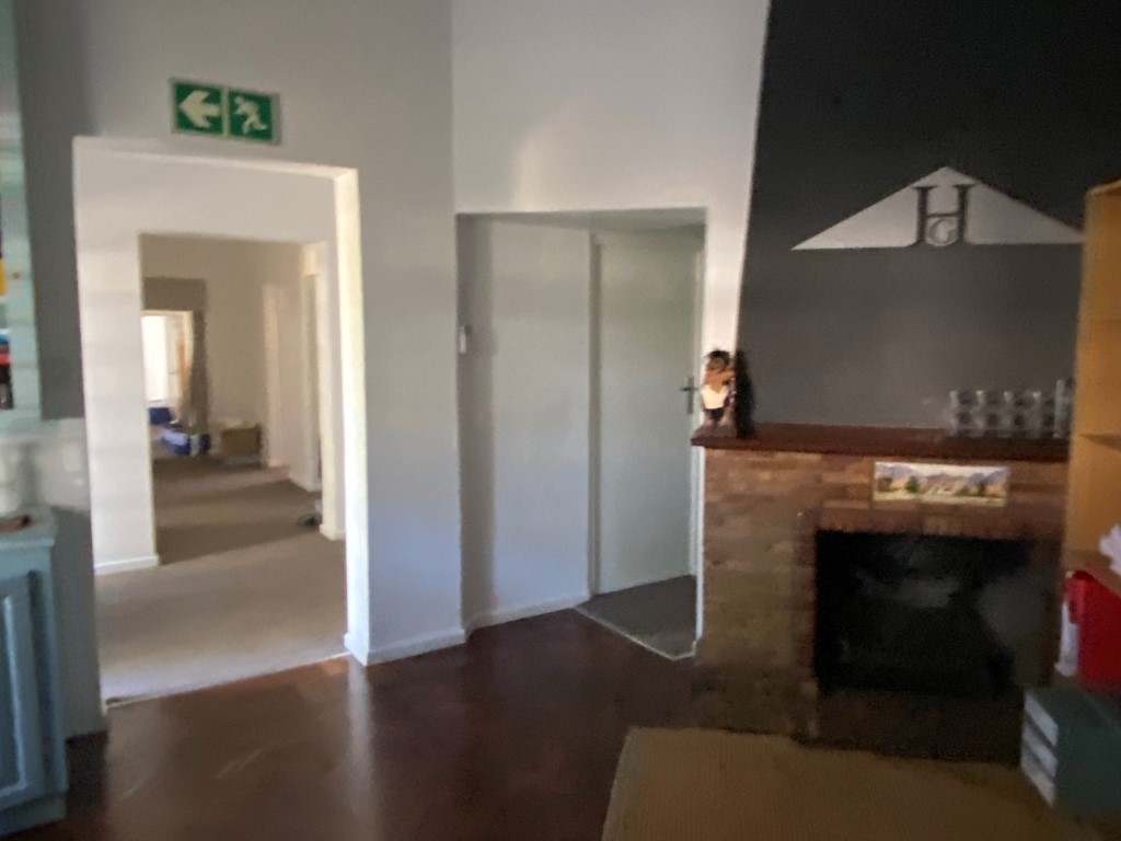 Prime Business Location - Somerset West thumbnail 36