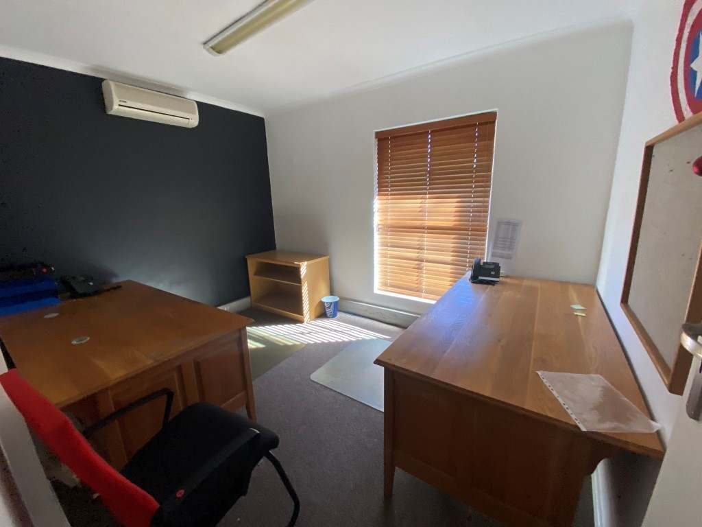 Prime Business Location - Somerset West thumbnail 45