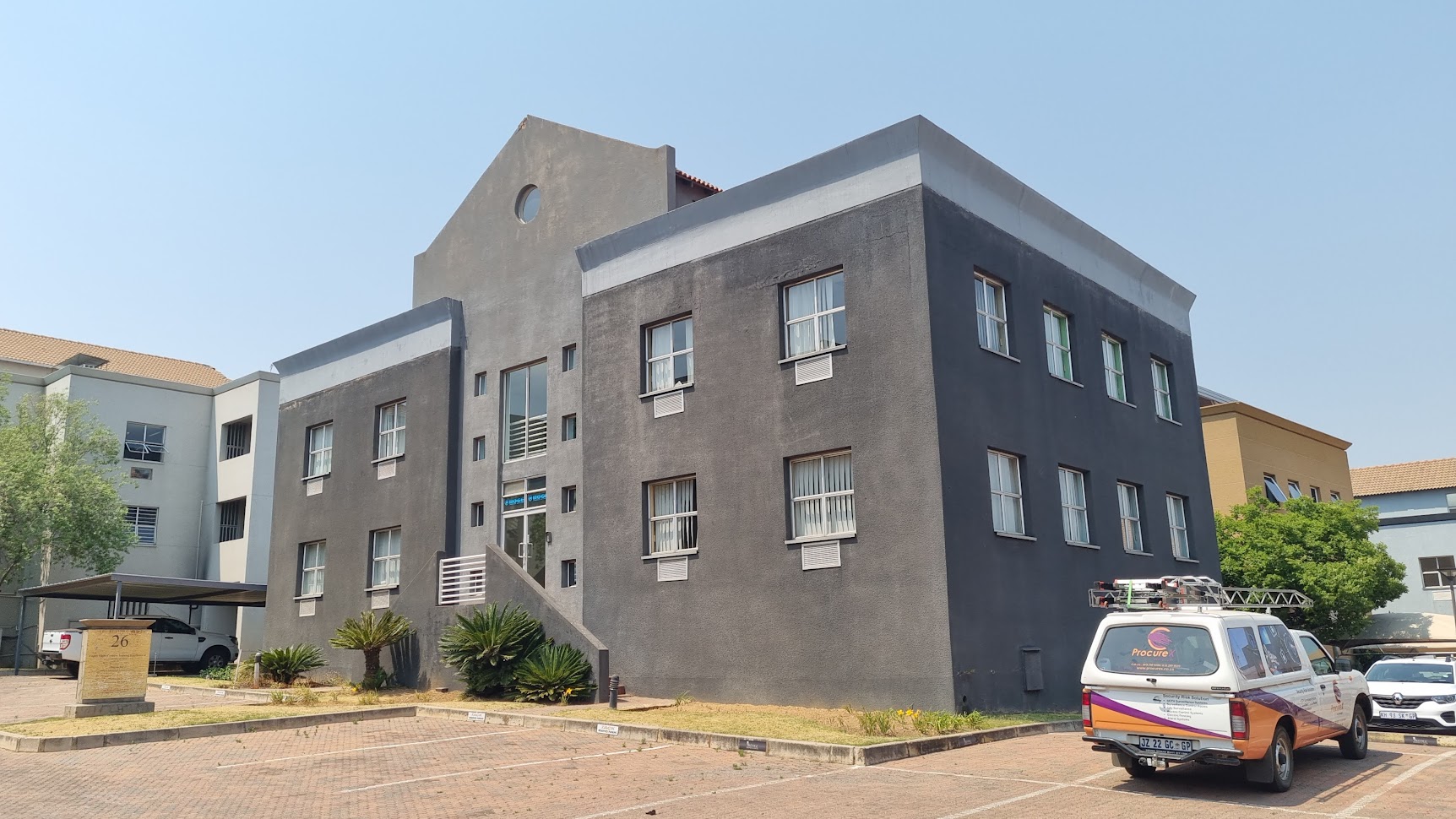 Liquidation Auction - Commerical Office Building