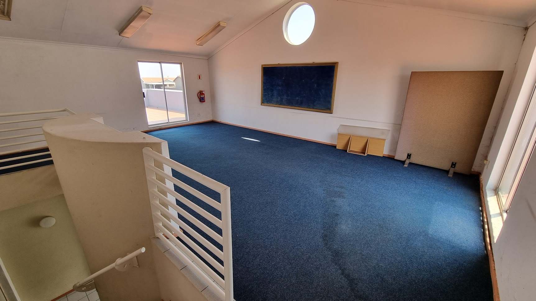 Liquidation Auction - Commerical Office Building thumbnail 14