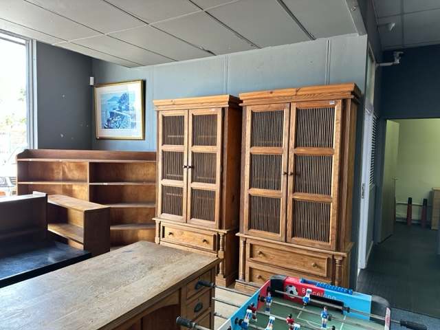 Onsite Liquidation Auction - Superior Office Furniture thumbnail 2