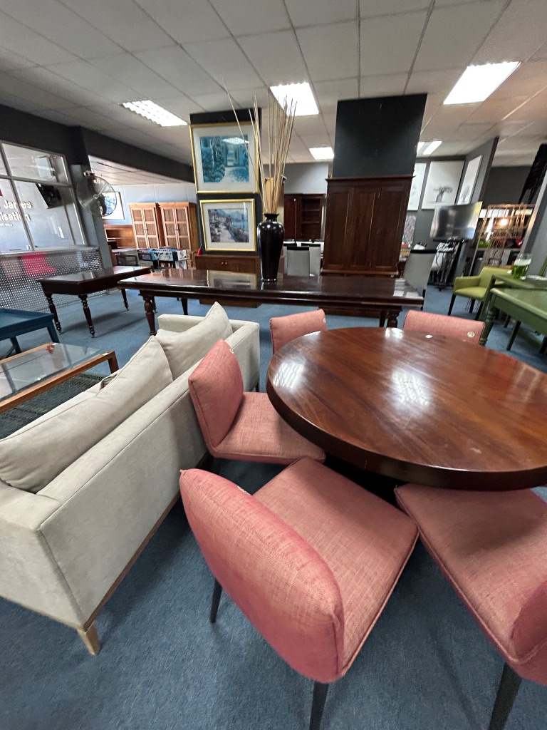 Onsite Liquidation Auction - Superior Office Furniture thumbnail 14